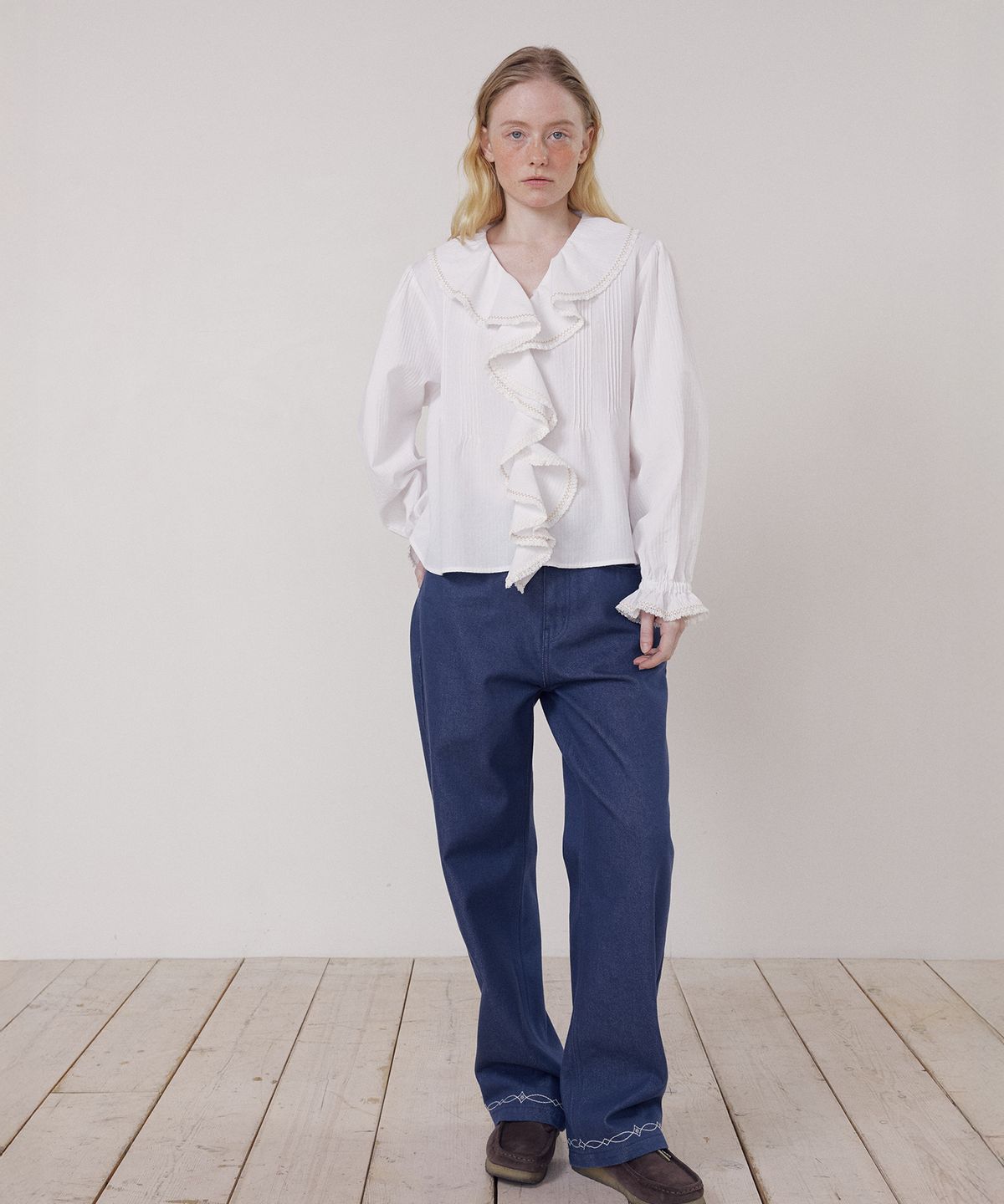 프리터(FRITUR) Vivi Frill Blouse White_F261BL02