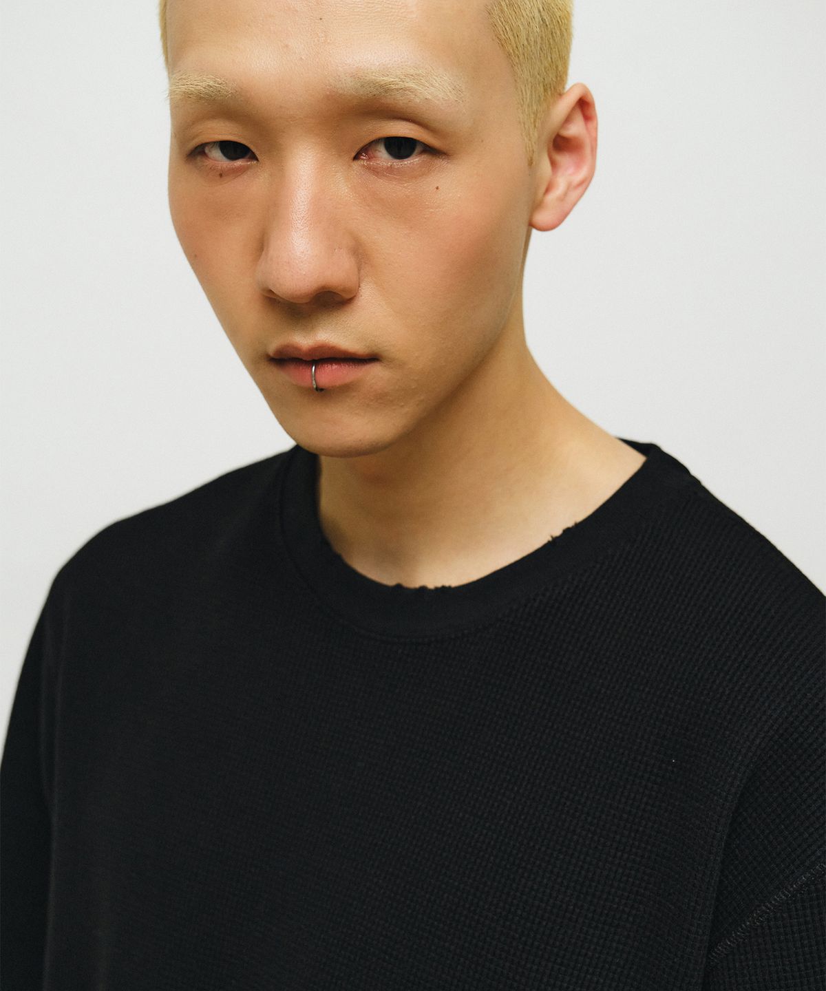 엔도어(ENDOOR) Vtg Damage 1/2 T-Shirt (black)