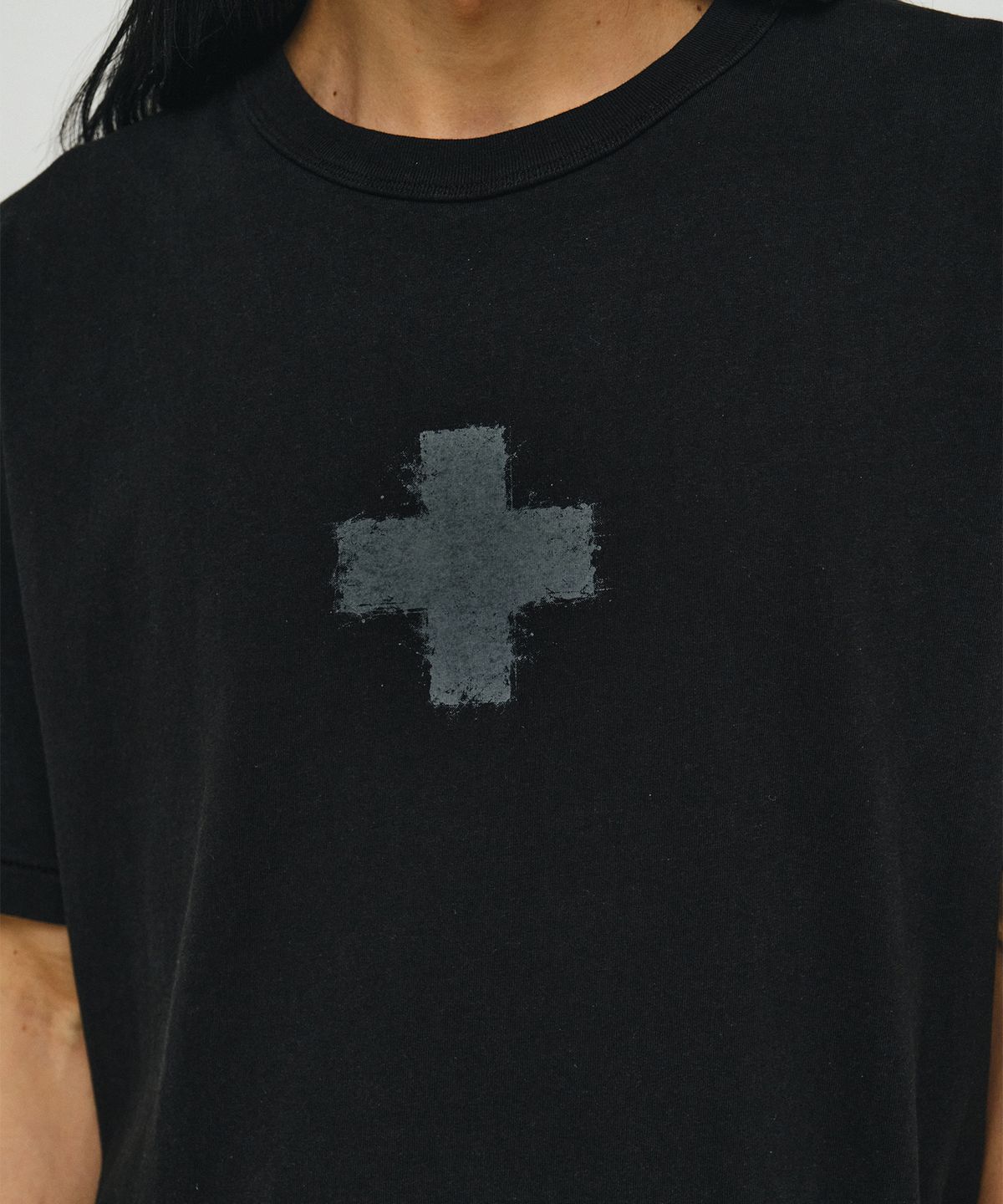 엔도어(ENDOOR) Vintage cross 1/2 T-Shirt (vtg black)