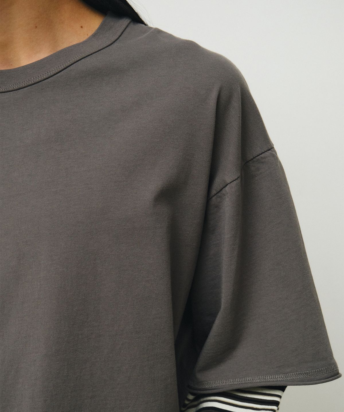 엔도어(ENDOOR) Layered Stripe Long Sleeve  (gray)