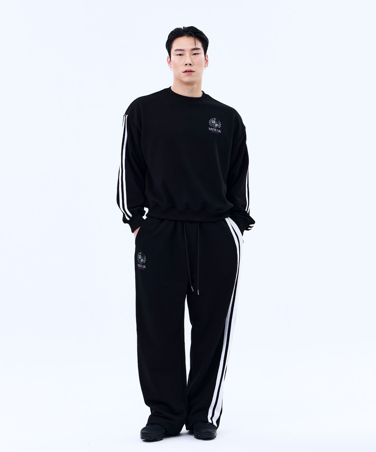 미학(MIHAK) 아이비리그 트랙 라인 와이드 팬츠 (BLACK)