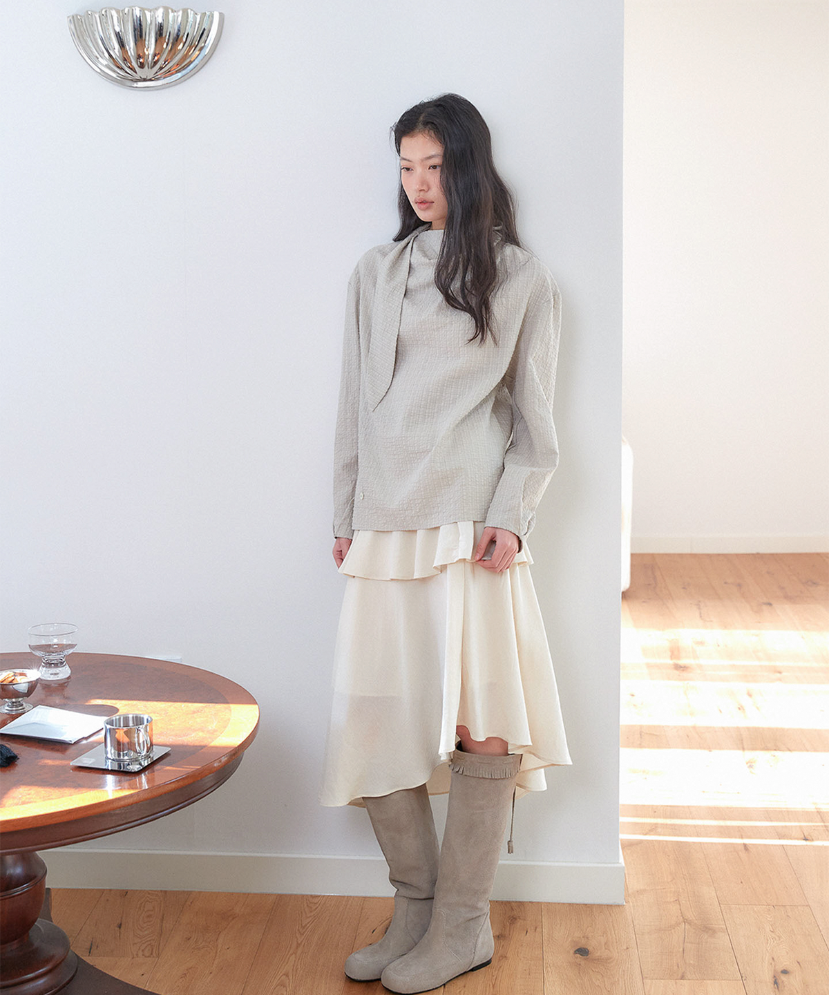 아우로(OURO) SHEER FRILL SKIRT [ CREAM ]