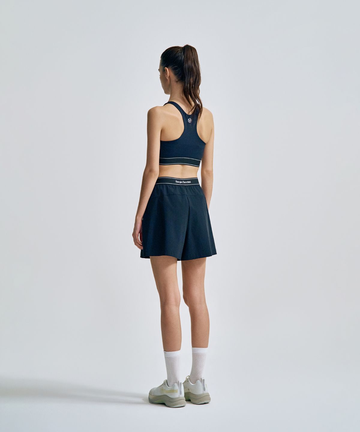 세르지오 타키니(SERGIO TACCHINI) W 프레쉬닷 핀턱 쇼츠 (Black)