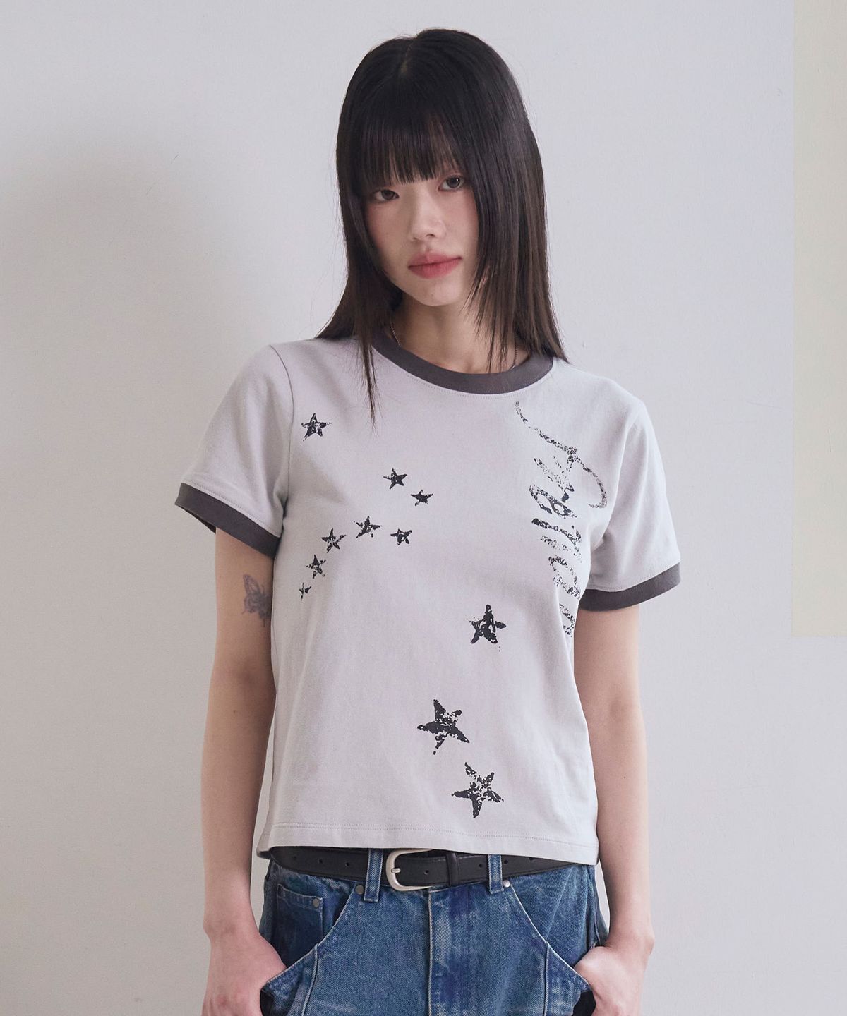프렌다(PRENDA) CRACK STAR LOGO CREWNECK TEE GRAY