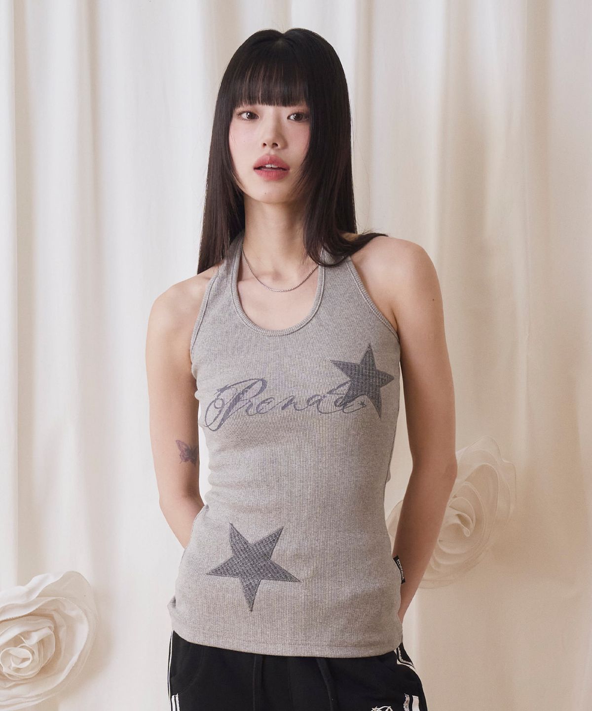 프렌다(PRENDA) STAR APPLIQUE HALTER NECK SLEEVE LESS GRAY