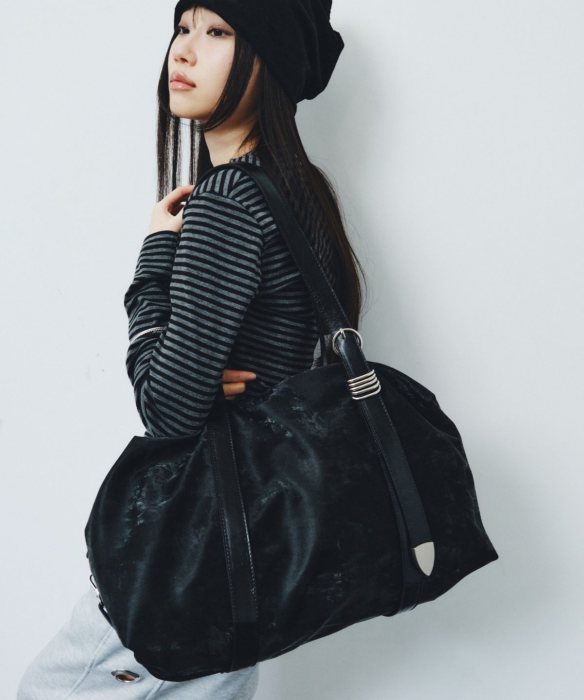 스퀘어라인(SQUARELINE) KAIA 카이아_ Black