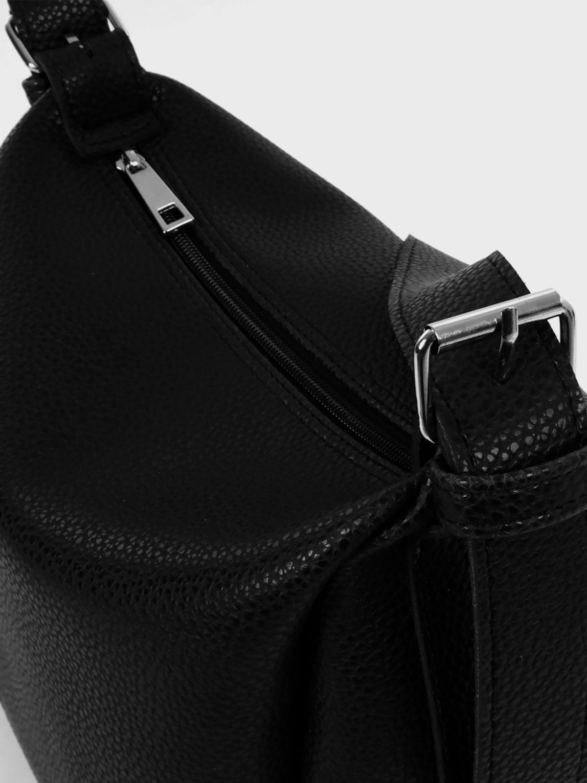 밋맷밋(MEETMETMEET) The Mark Small Embossed Black