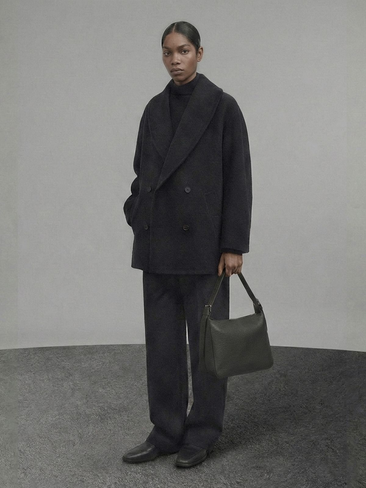 밋맷밋(MEETMETMEET) The Mark Small Embossed Black