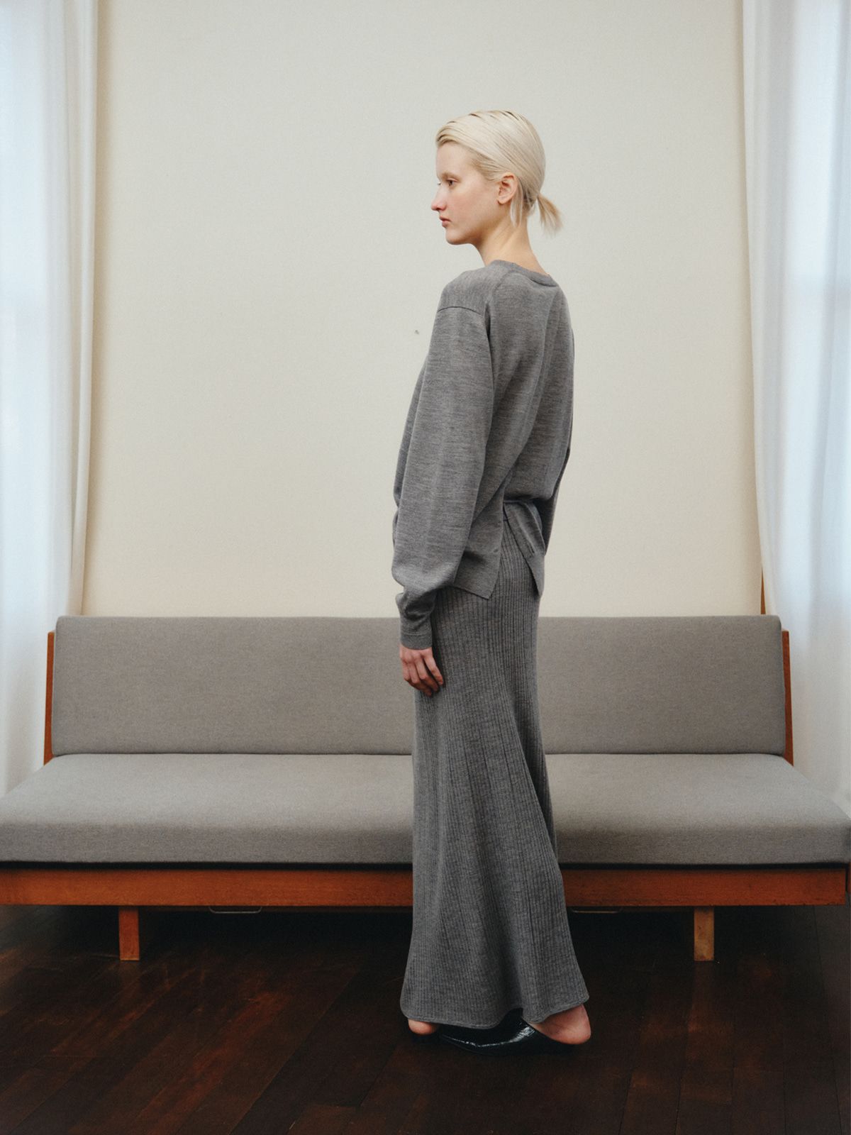 리플레인(REPLAIN) WOOL LONG KNIT SKIRT_GREY