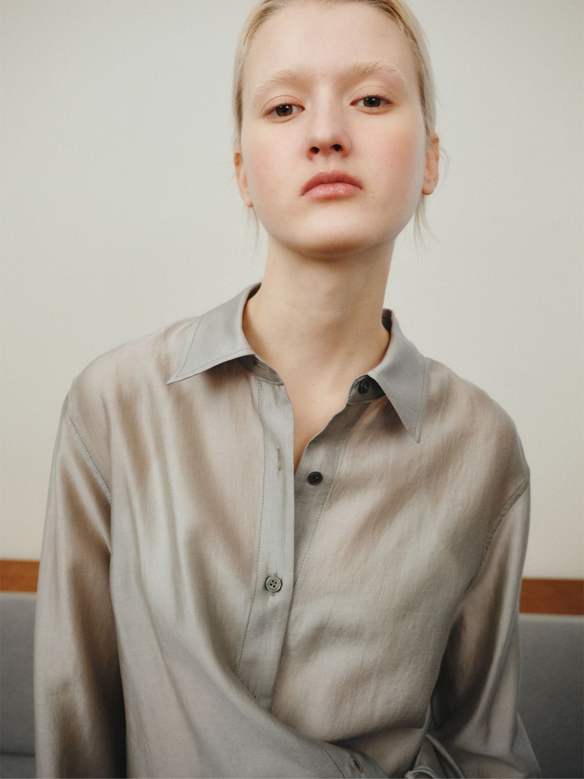 리플레인(REPLAIN) SHEER WRAP SHIRT_LIGHT KHAKI