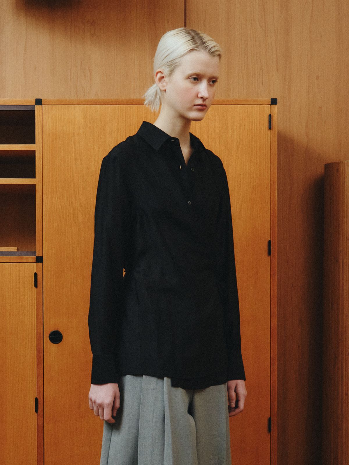 리플레인(REPLAIN) SHEER WRAP SHIRT_BLACK