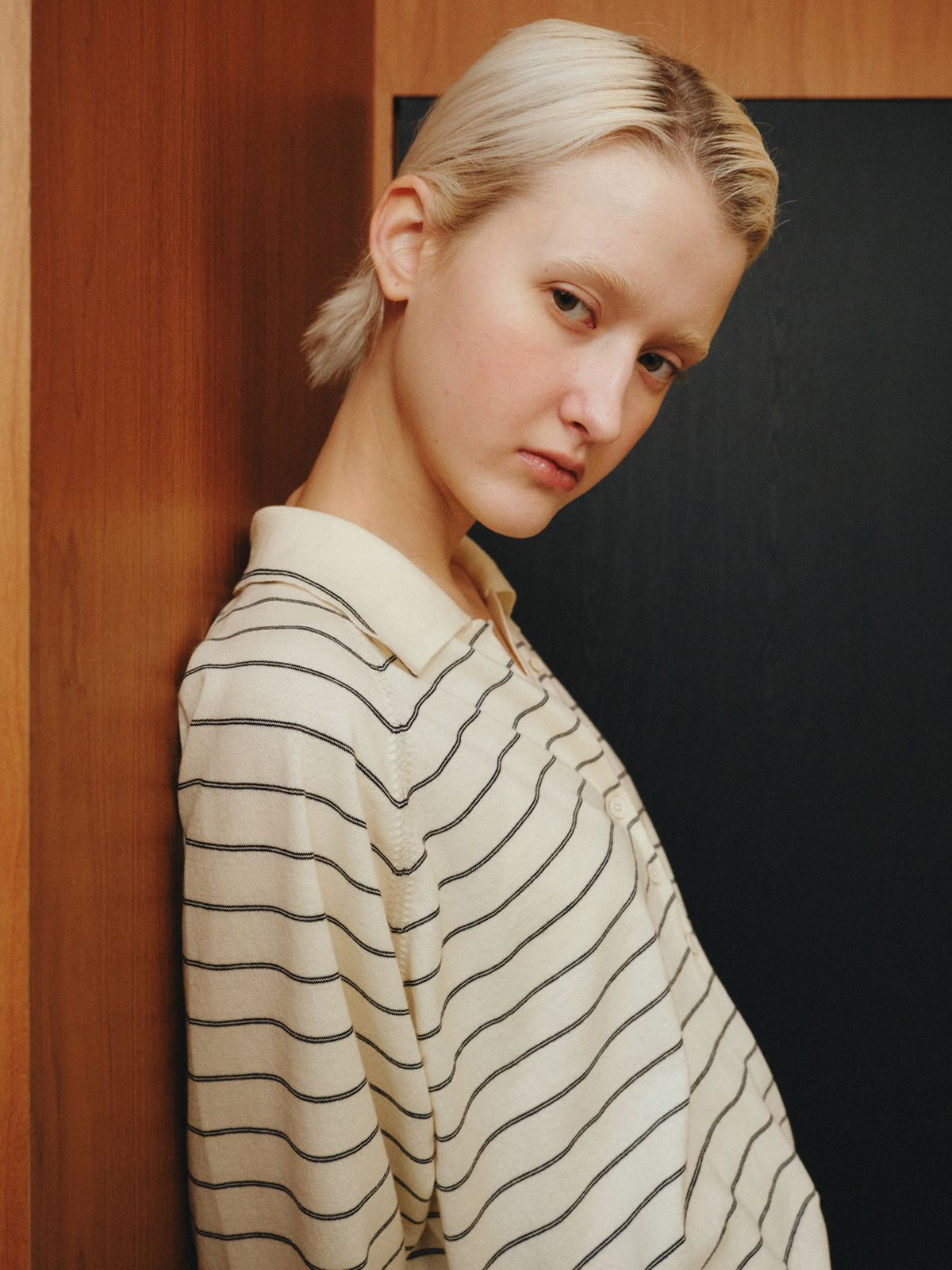 리플레인(REPLAIN) STRIPE COLLAR KNIT TOP_IVORY