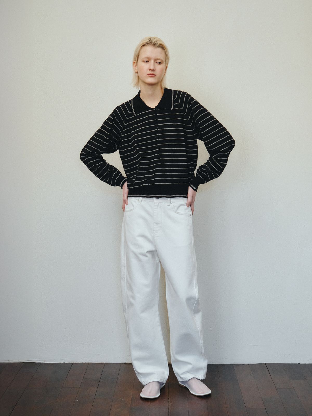 리플레인(REPLAIN) STRIPE COLLAR KNIT TOP_BLACK