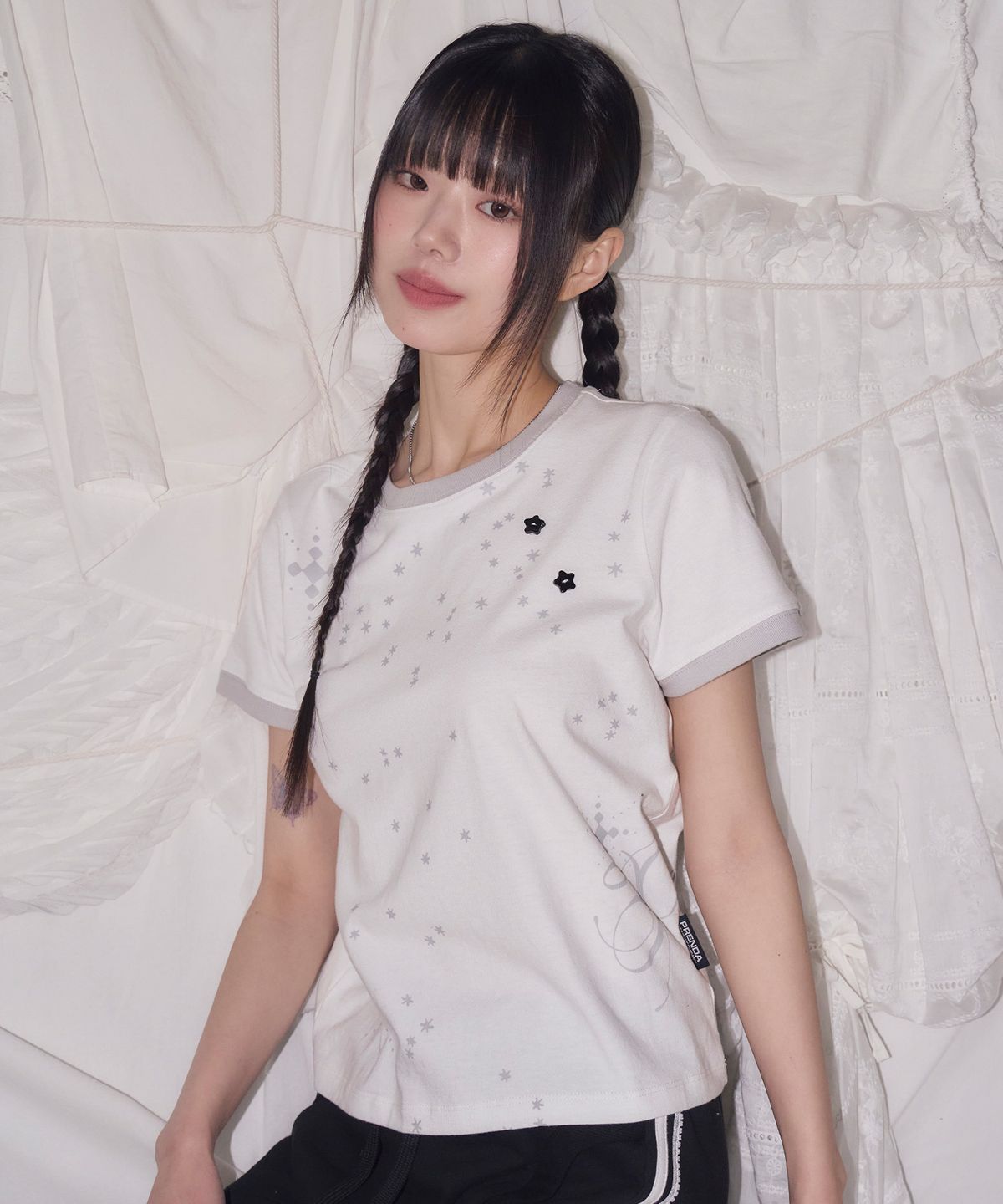 프렌다(PRENDA) CONSTELLATION LOGO CREWNECK TEE WHITE