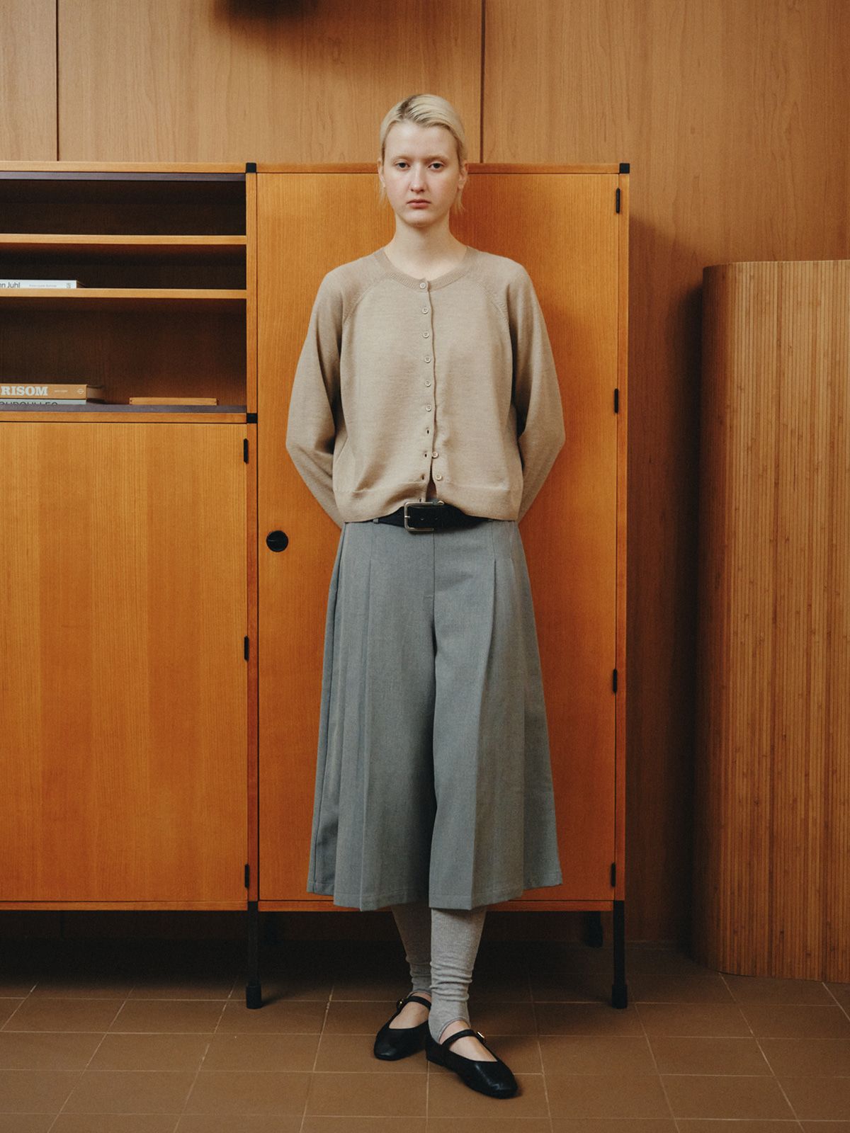 리플레인(REPLAIN) WOOL ROUND CARDIGAN_BEIGE