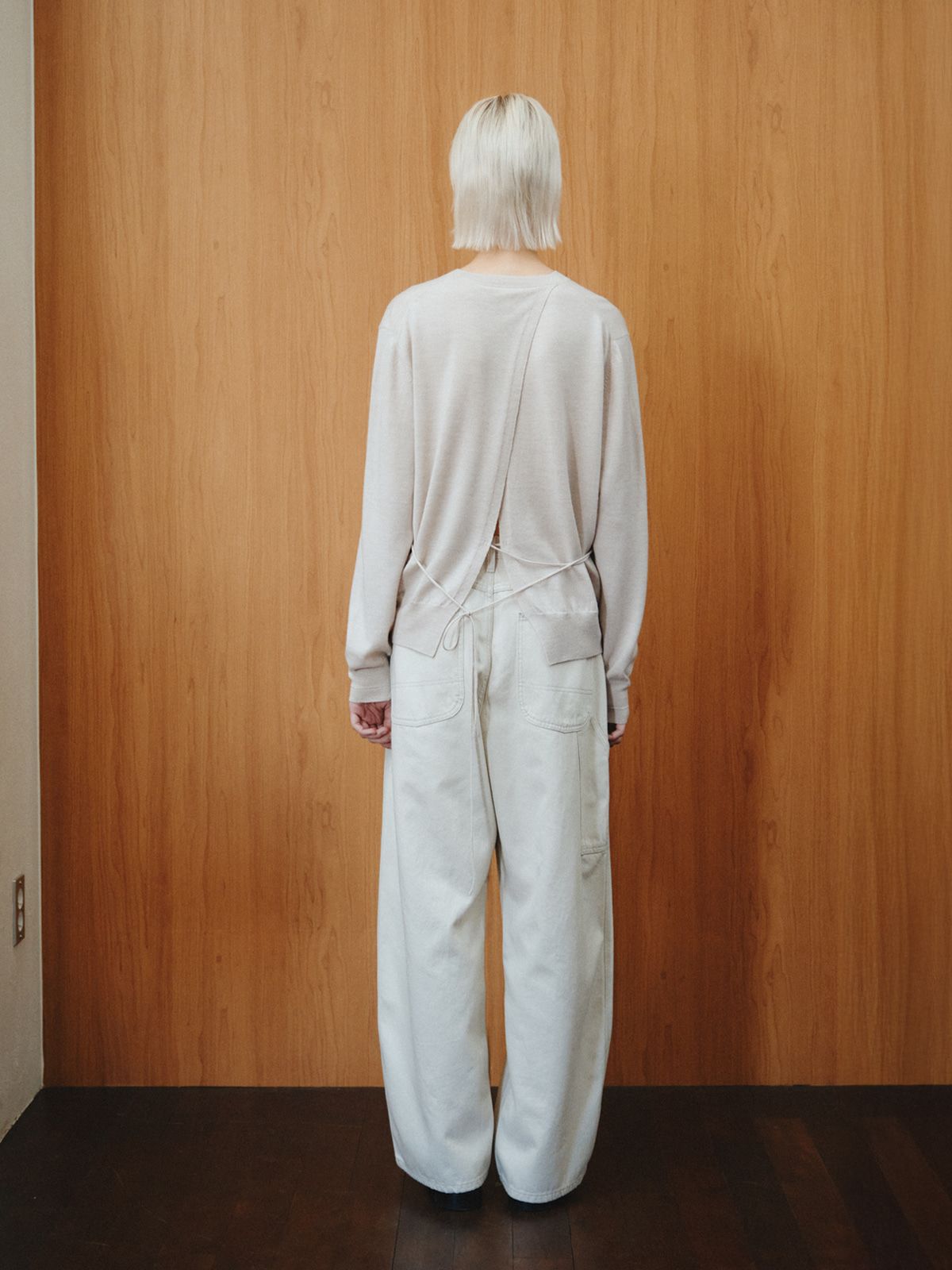 리플레인(REPLAIN) WOOL BACK SLIT PULLOVER_PALE BEIGE
