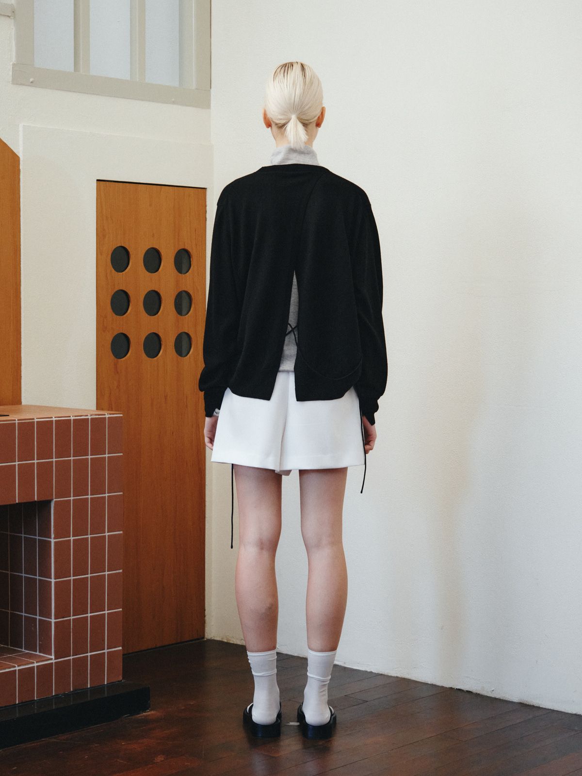 리플레인(REPLAIN) WOOL BACK SLIT PULLOVER_BLACK