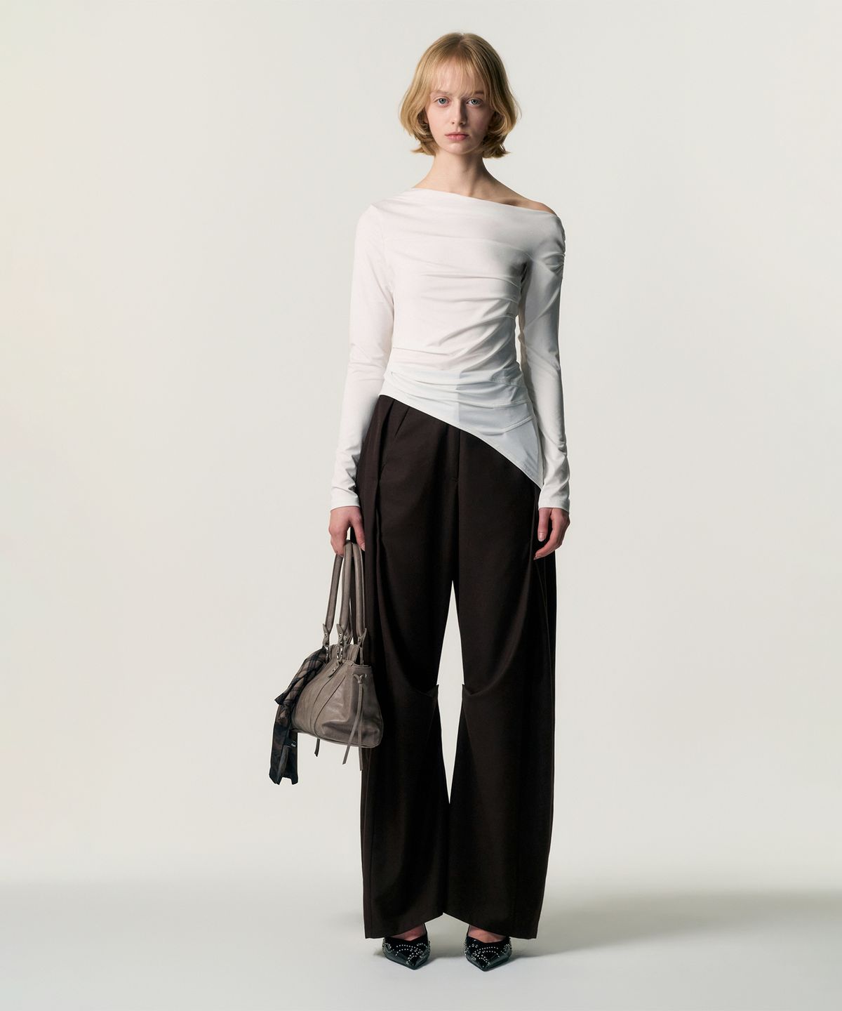 킴지수(KIMZISU) Ruched Belt Tote Bag_GREY