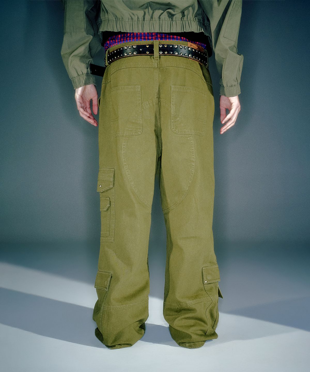 베이컨트 아카이브(VACANT ARCHIVE) (MEN) ROWAN CARGO PANTS KHAKI