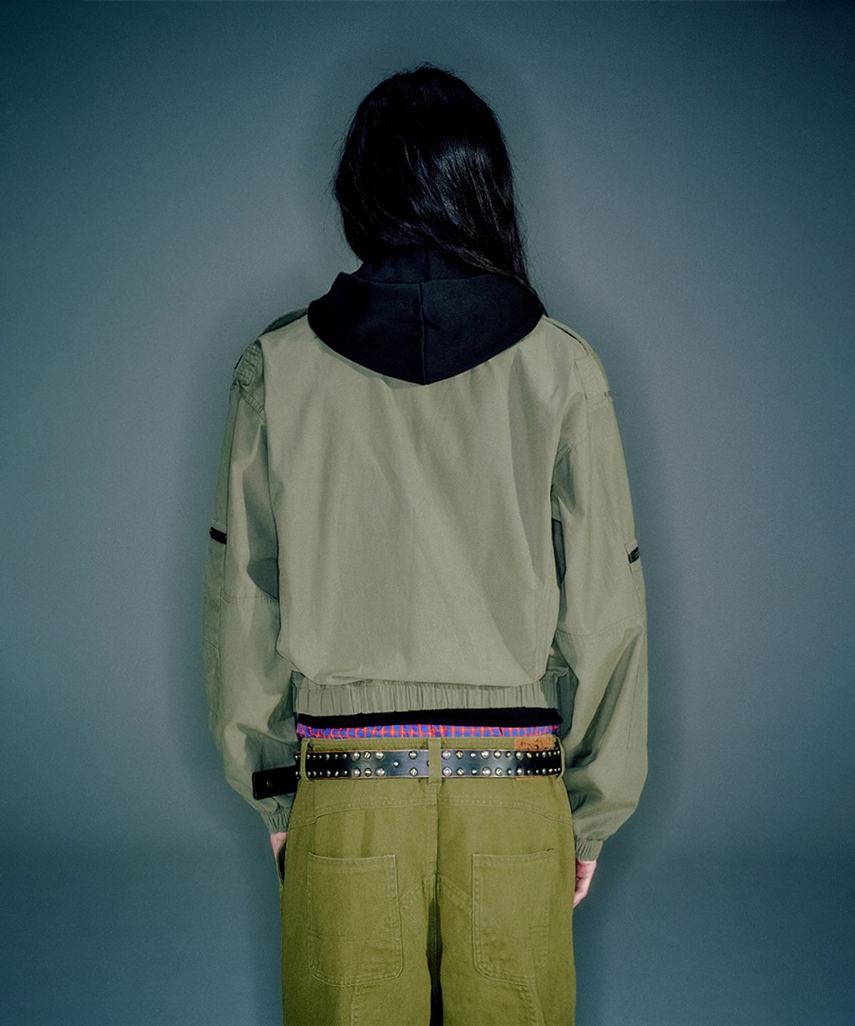 베이컨트 아카이브(VACANT ARCHIVE) MEN ZAKA BOMBER JACKET KHAKI