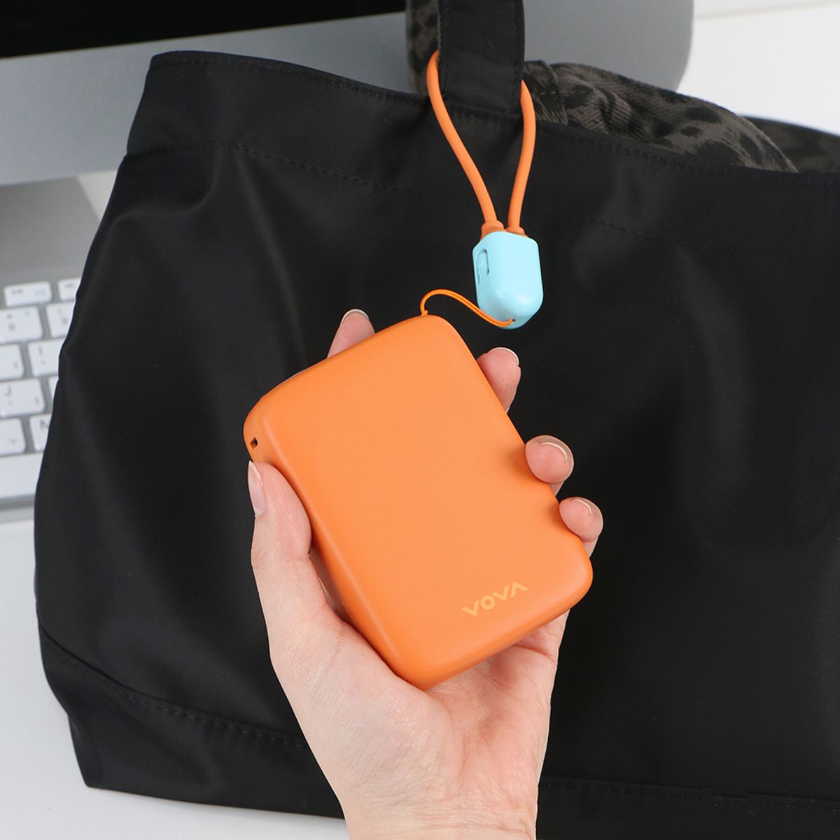 보바(VOVA) 그립 고속충전 빠니볼트 보조배터리 20000mAh 22.5W VA-123