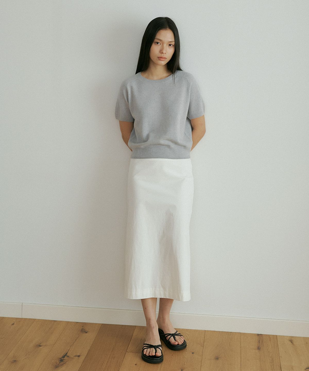 링서울(LINGSEOUL) wool round neck half sleeve knit top-sky blue