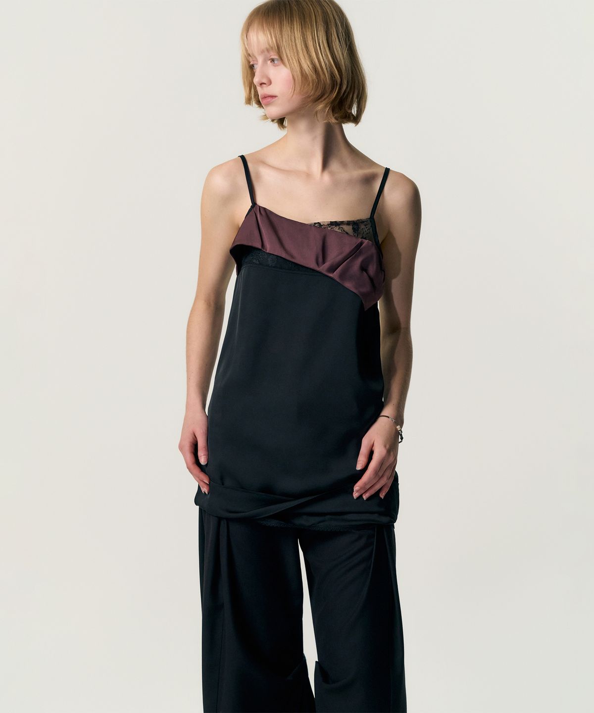 킴지수(KIMZISU) Tucked Satin Slip Dress_BLACK