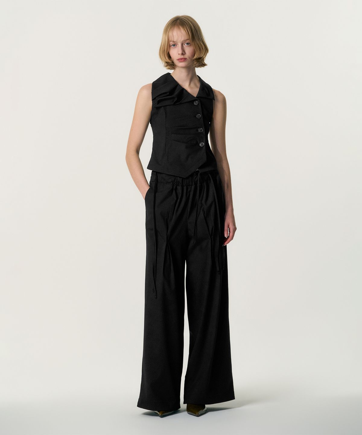 킴지수(KIMZISU) Stripe Ribbon Tied Wide Pants_BLACK