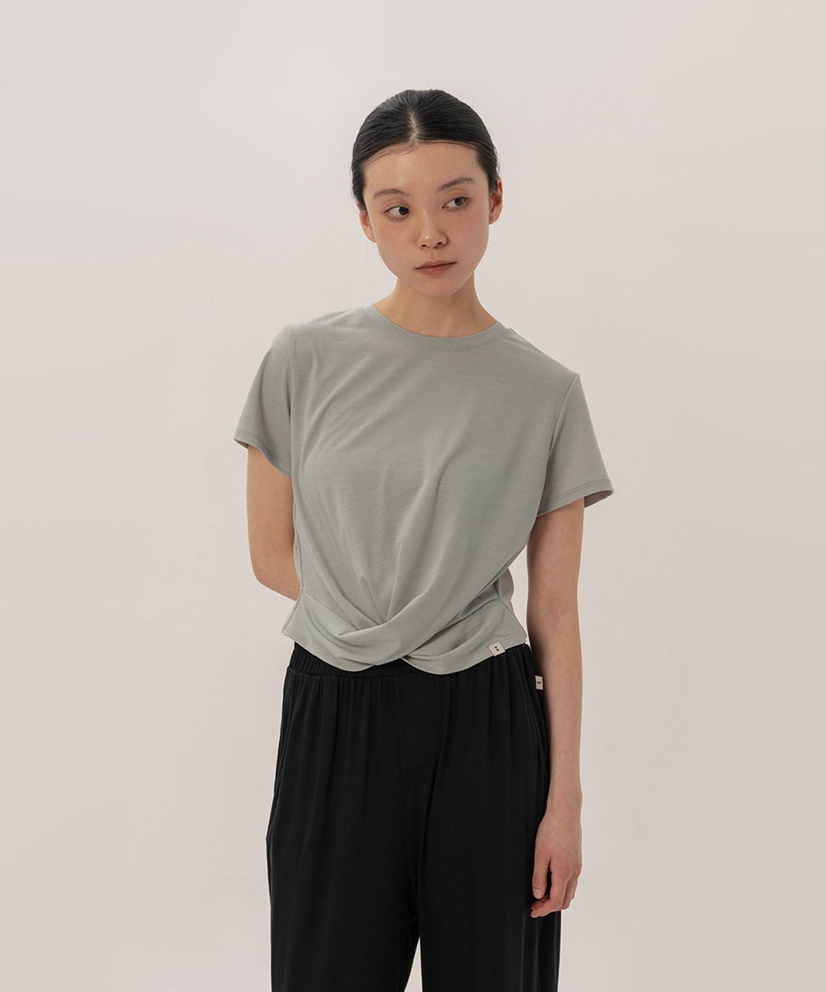 소함소함(SOHAMSOHAM) Twist crop t-shirts_6colors