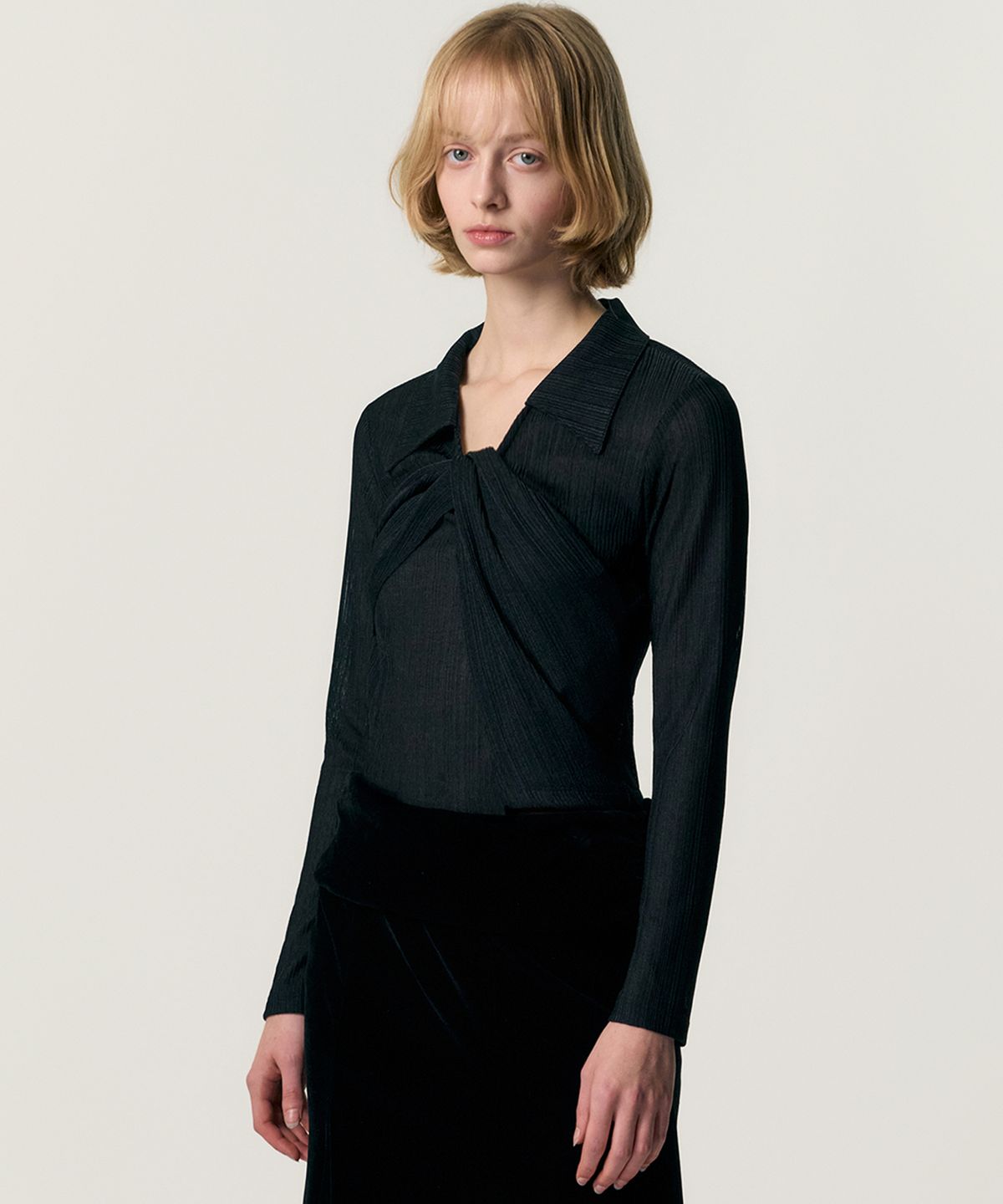 킴지수(KIMZISU) Ribbed Twist Jersey Top_BLACK
