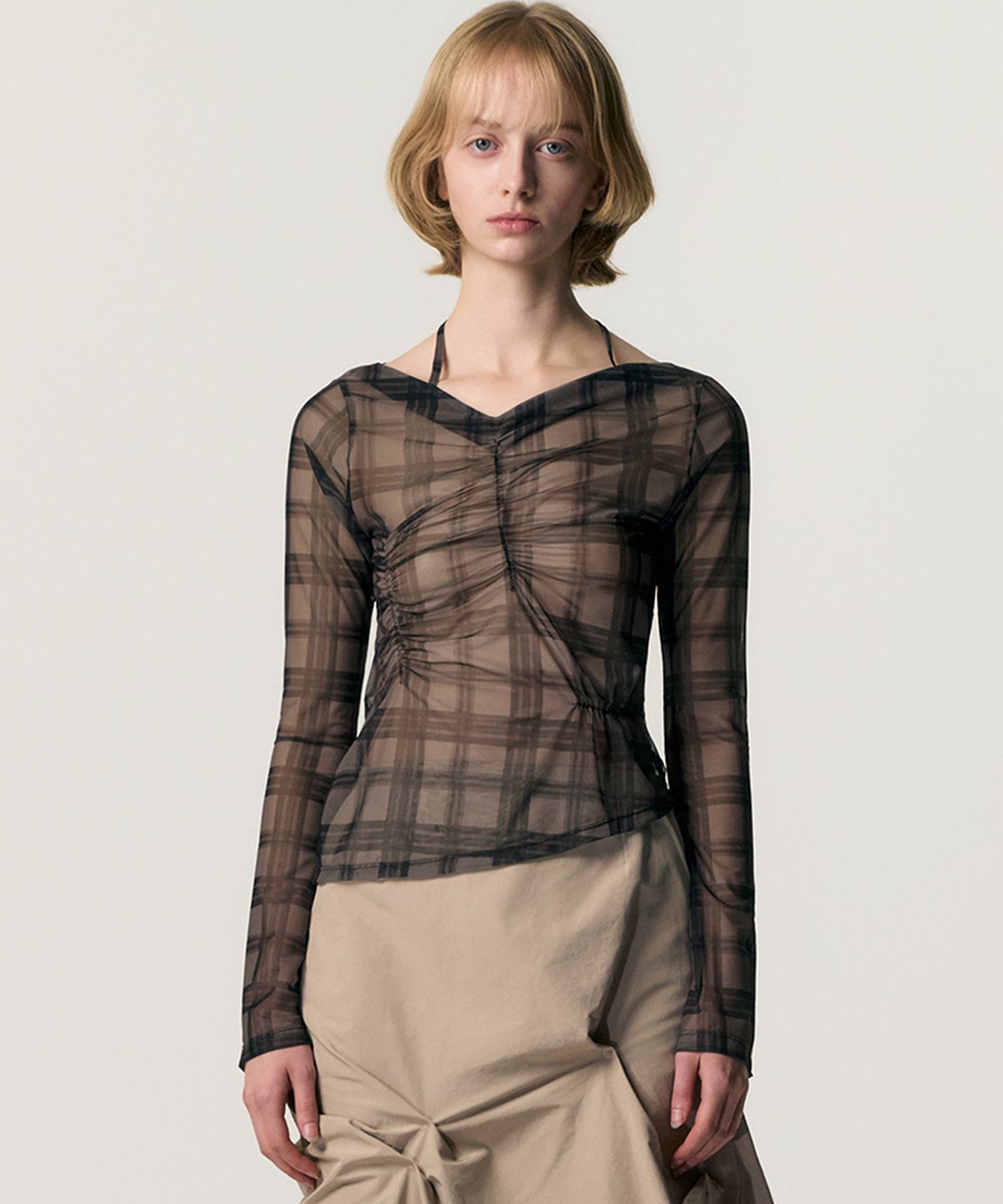 킴지수(KIMZISU) Sheer Plaid Shirring T-shirt_BROWN