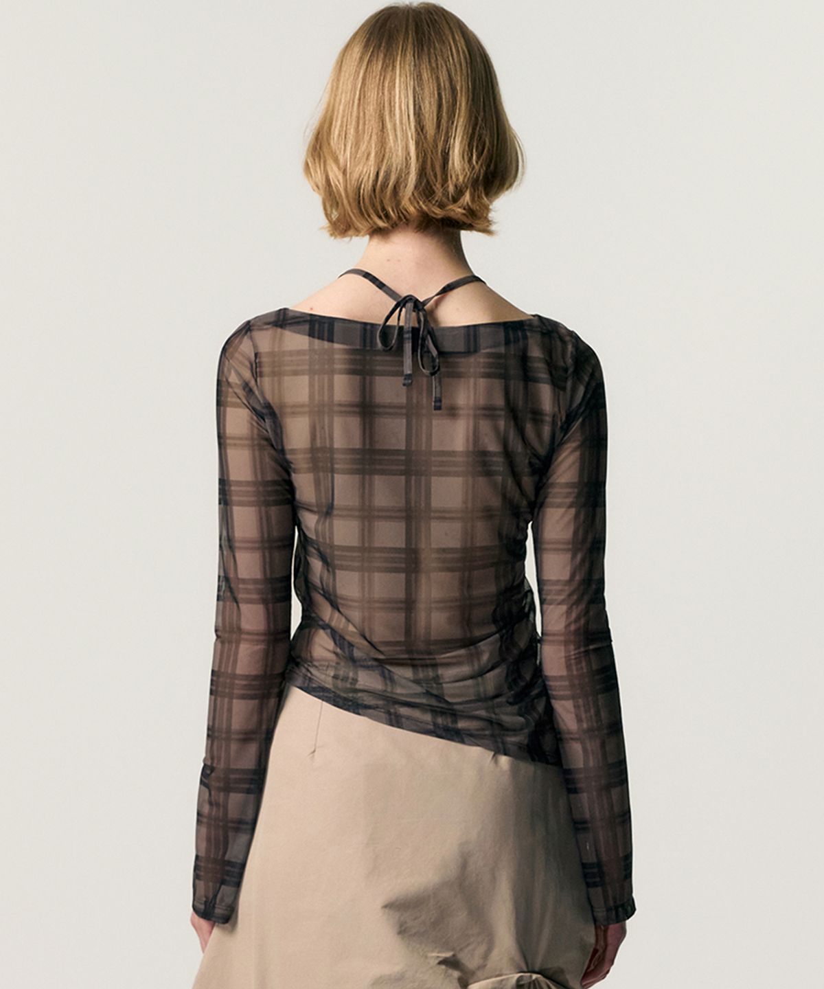 킴지수(KIMZISU) Sheer Plaid Shirring T-shirt_BROWN