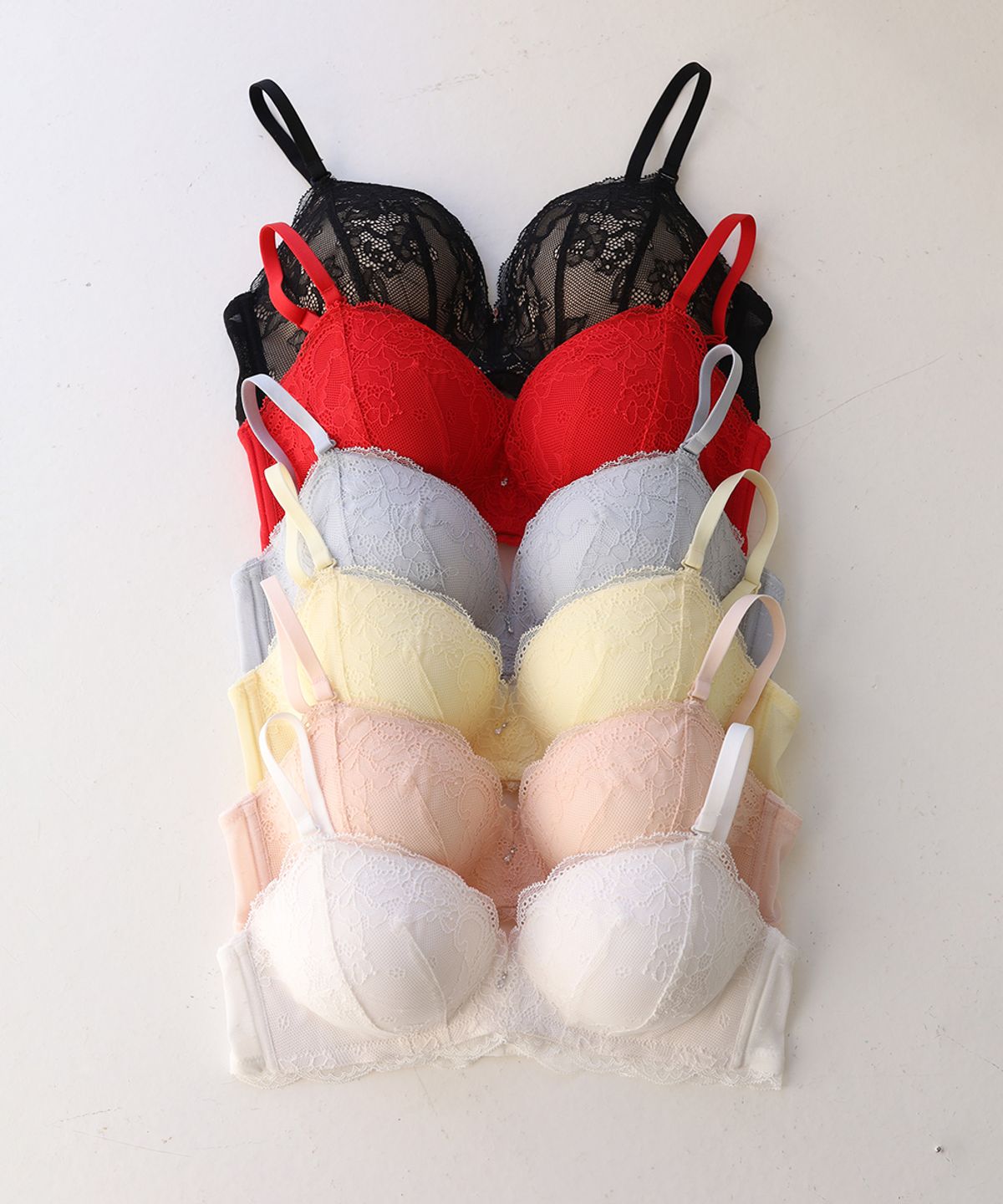 크라시앙(CRASSIANG) 3cm 밀크 레이스브라