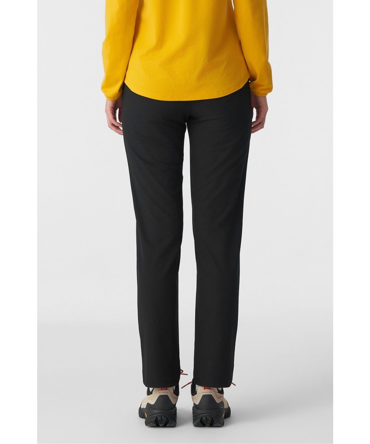 코오롱스포츠(KOLON SPORT) 여성 슬림핏 스탠다드 팬츠 JKPNX26132BLK