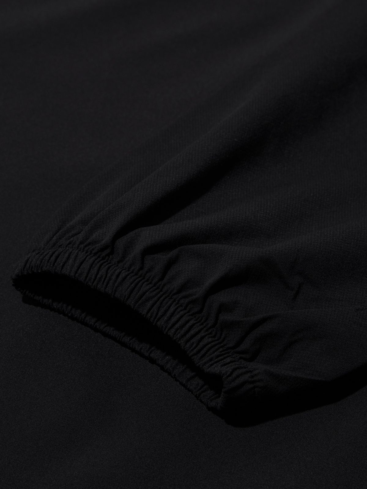 아이더(EIDER) MOMENTUM (모멘텀) 트랙 남성 긴팔 피스테_Black