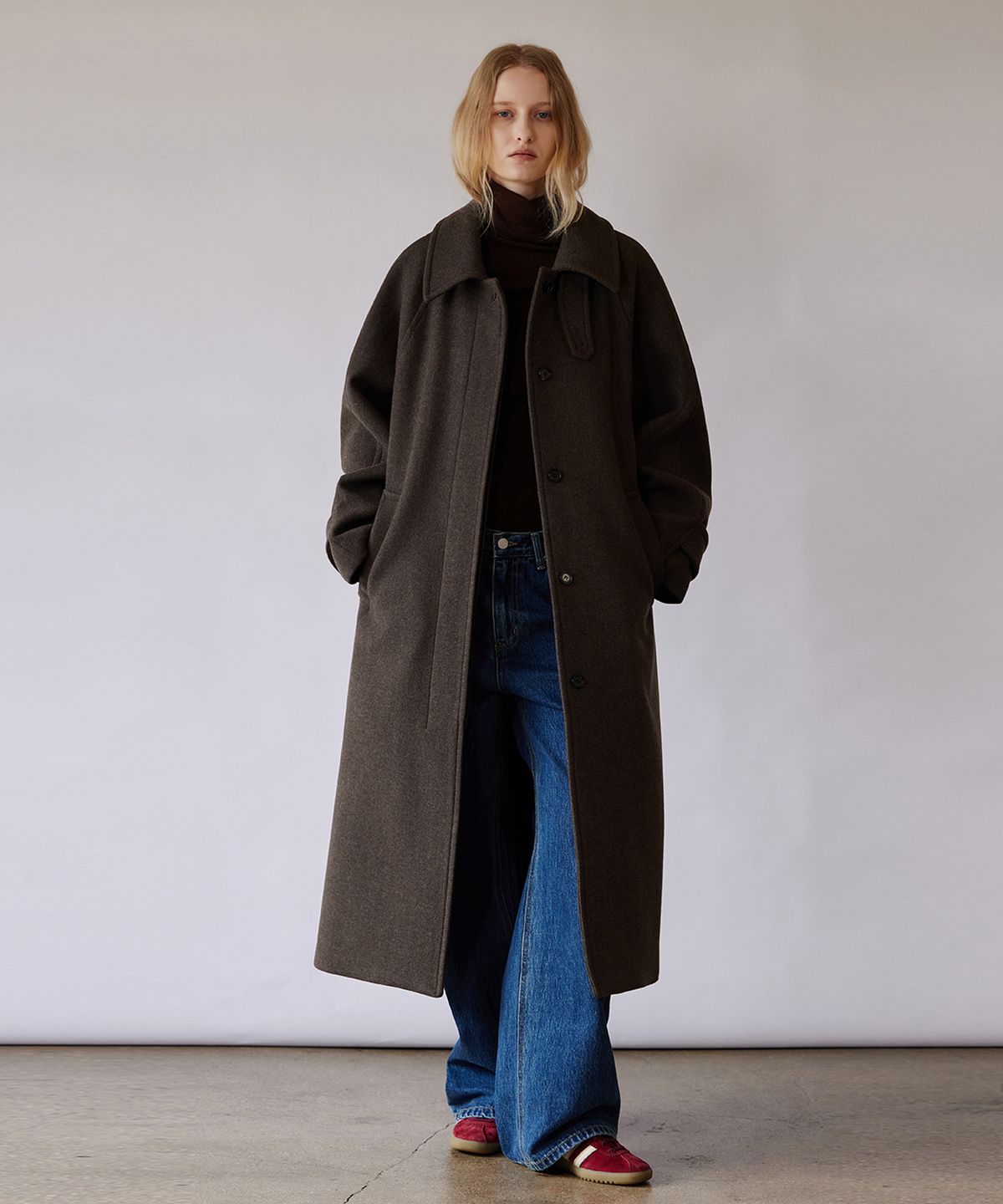 퀸스래빗(Q'SRB) Touve Wool Cashmere Blend Balmacan Coat