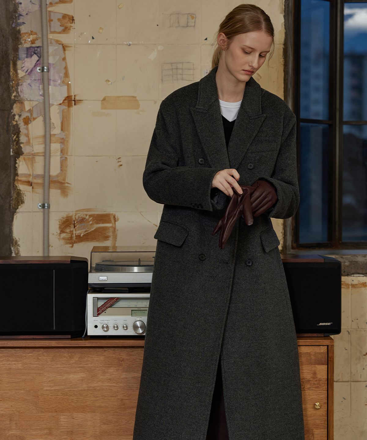퀸스래빗(Q'SRB) Classic Wool Double Breasted Long Coat-CHARCOAL