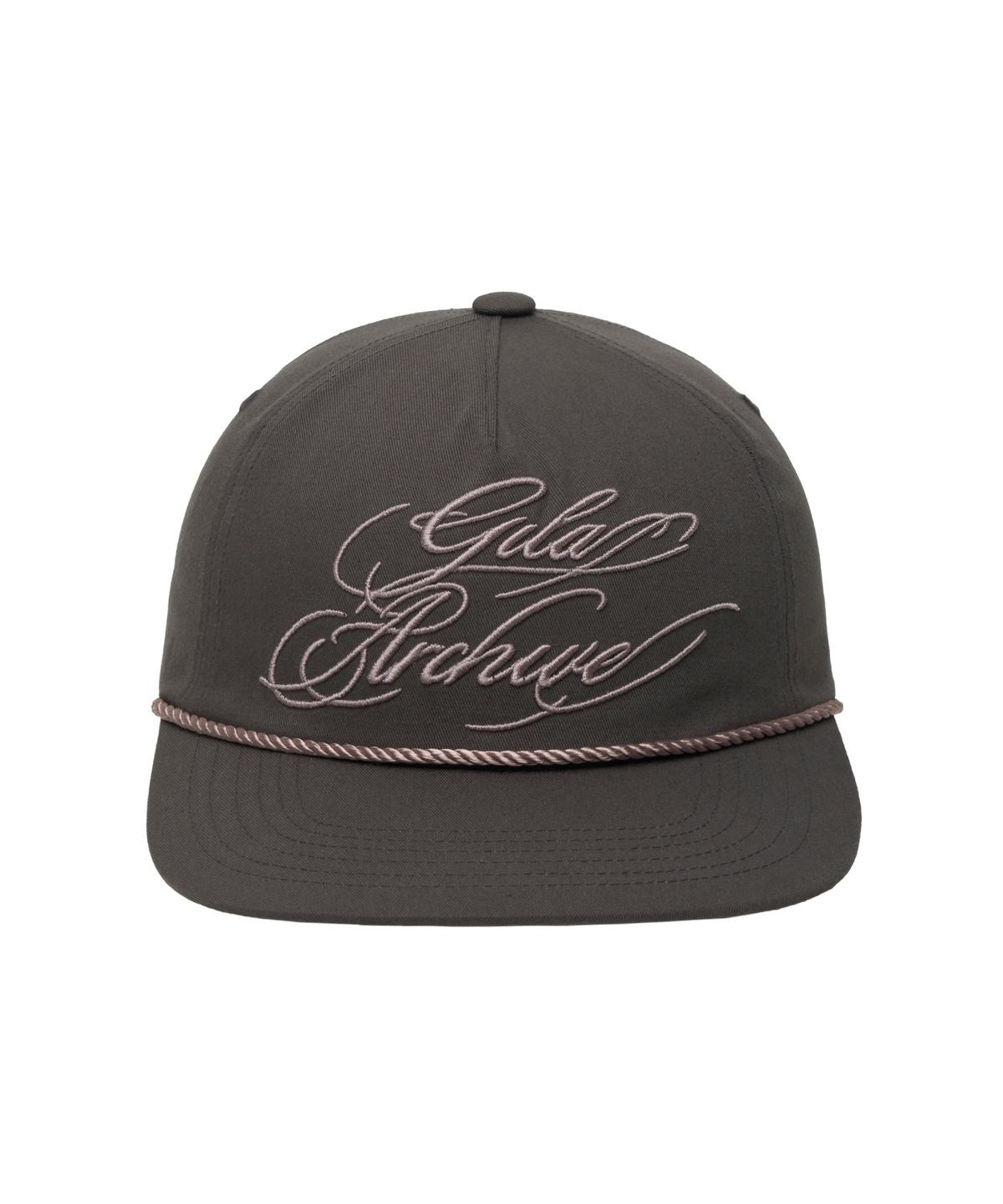 길라아카이브(GILAARCHIVE) SCRIPT LETTERING TRUCKER CAP_BROWN