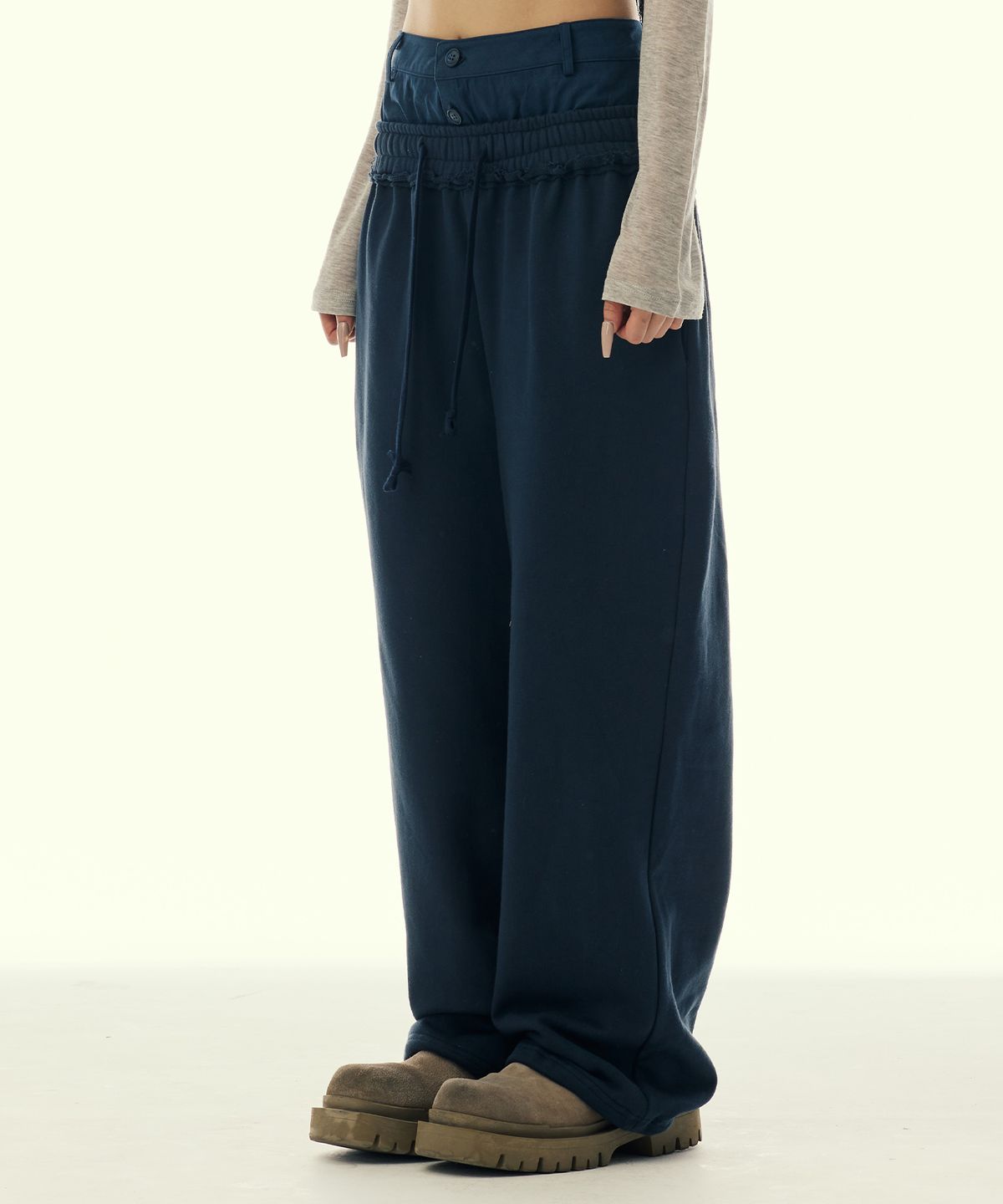 길라아카이브(GILAARCHIVE) LAYERED WAIST SWEAT PANTS_NAVY