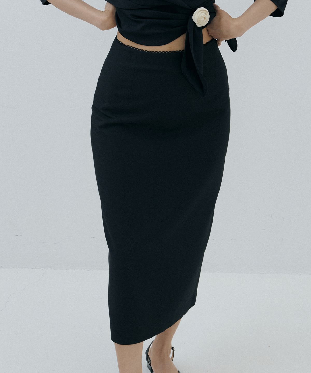 루시르주(LUCIR ZU) Lace Waist H-Line Skirt (black)