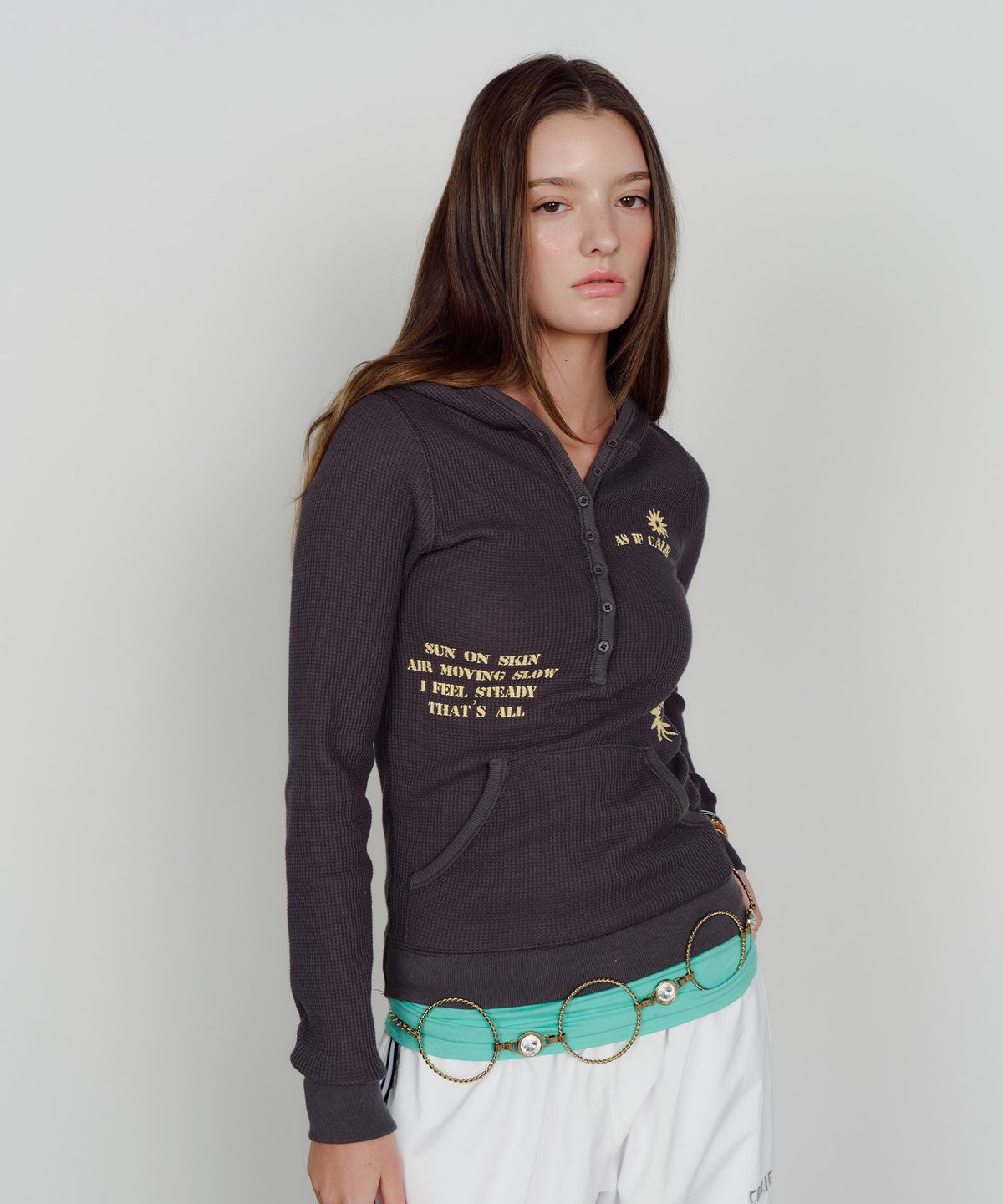 에즈이프 캘리(ASIF CALIE) WAFFLE HOODIE BUTTON LONG SLEEVE CHARCOAL