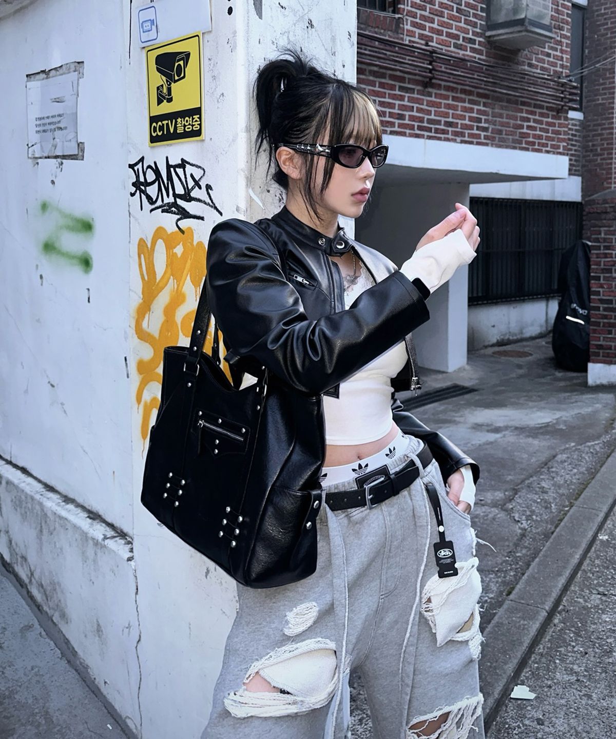 레이몬트(RAIMENT) Stud Band Big Bag_Black