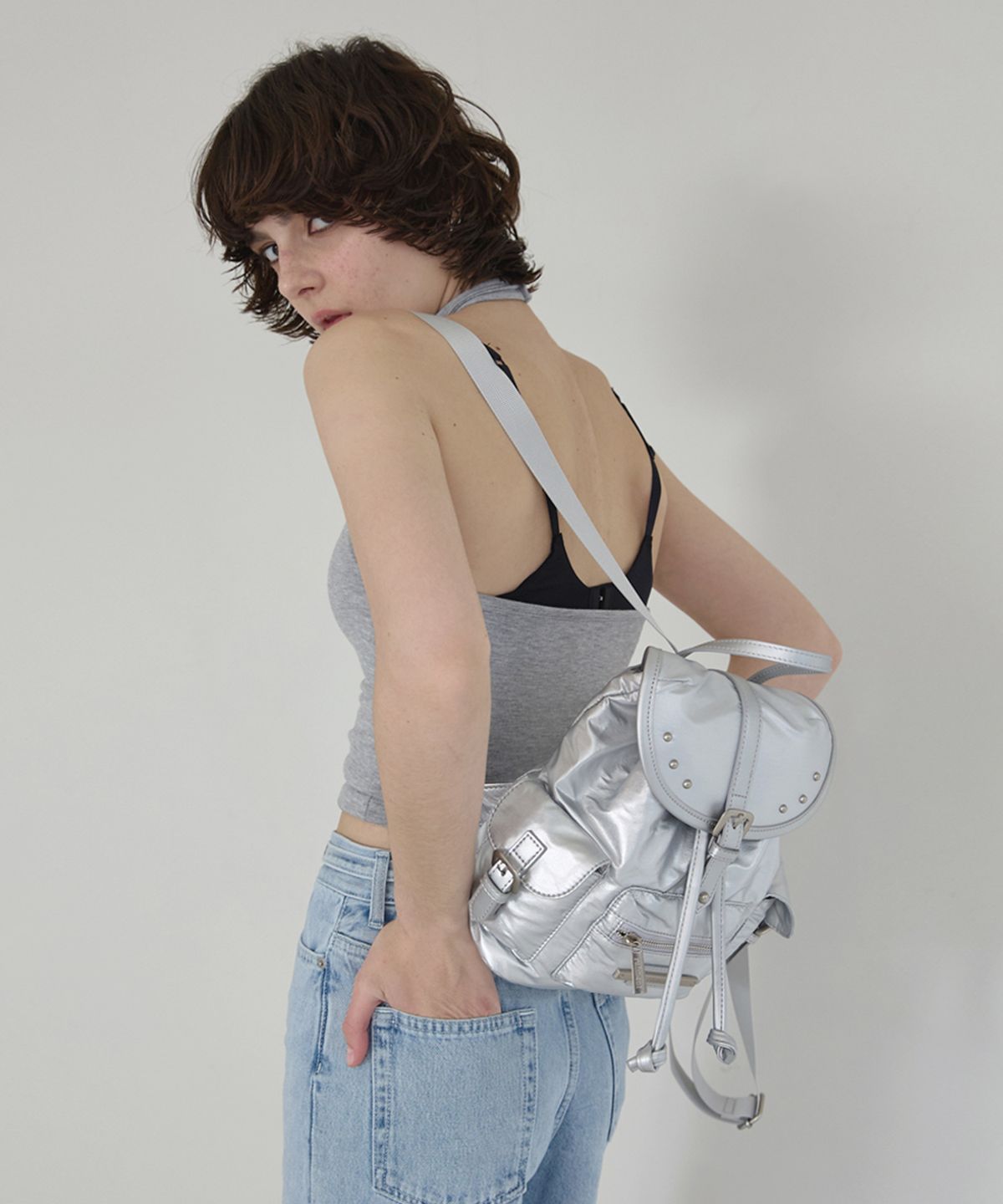 레이몬트(RAIMENT) Stud Cover Point Mini Backpack_Silver