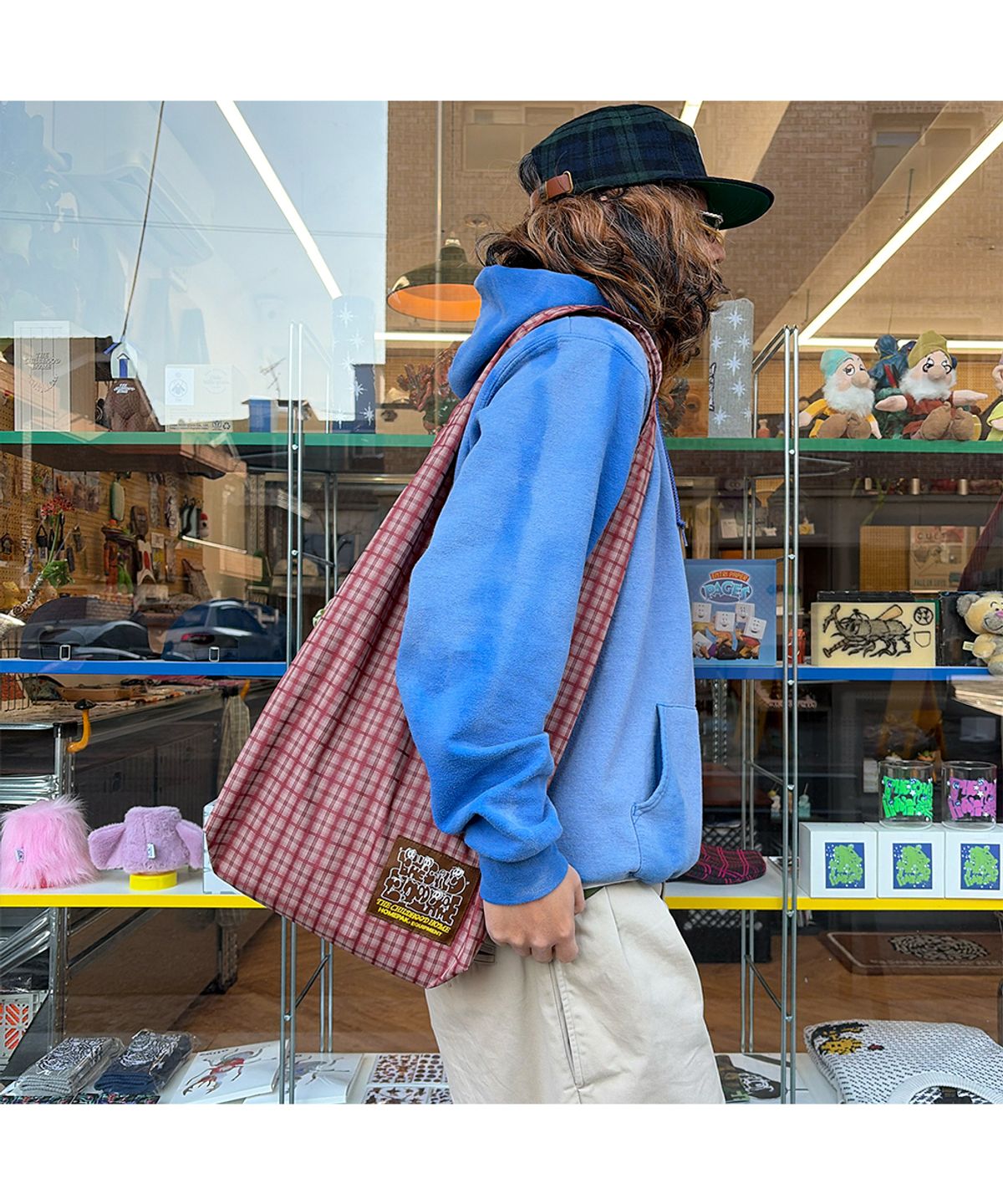 더 차일드후드 홈(THE CHILDHOOD HOME) The Childhood Home Shoulder Bag (Red)