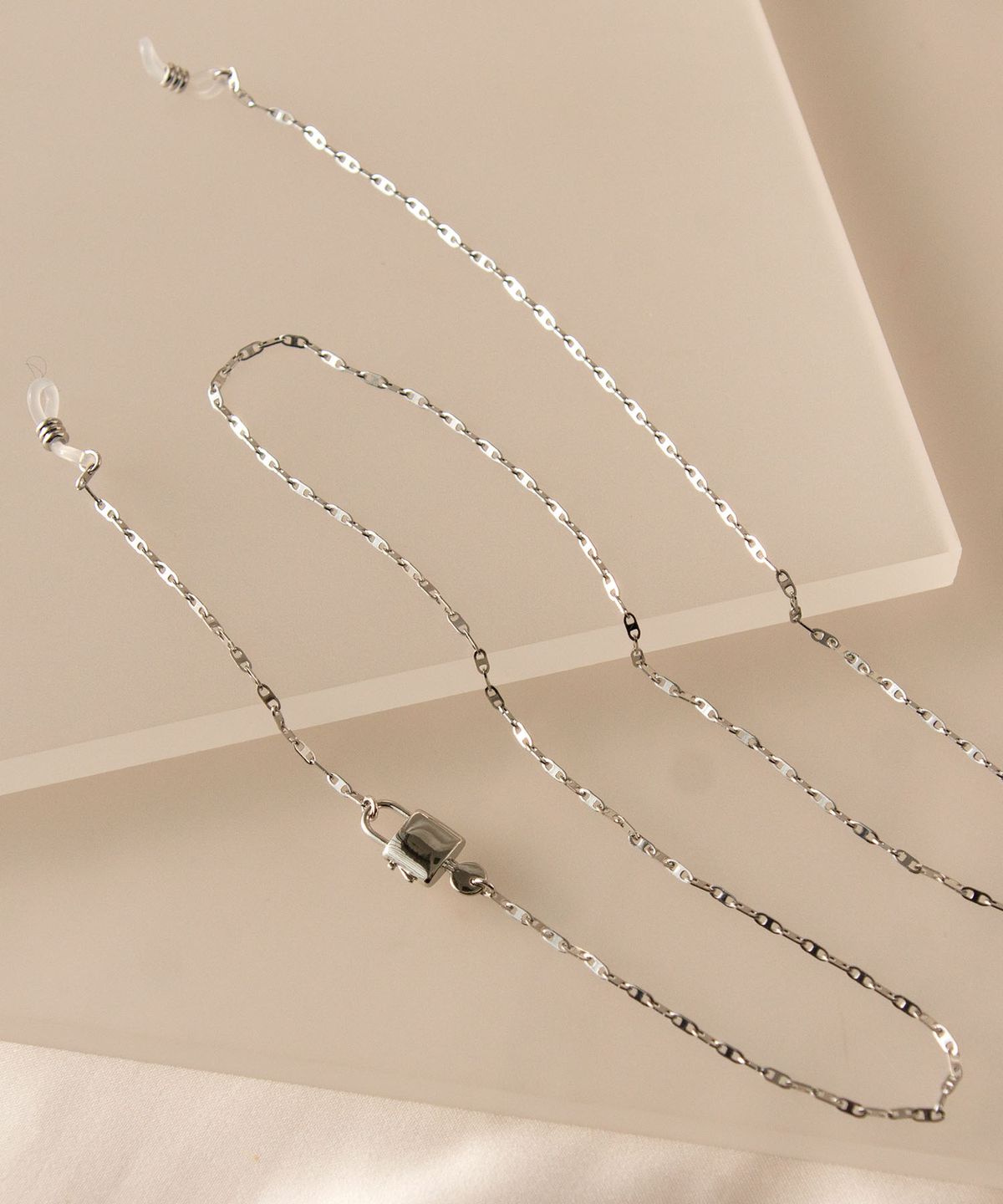 트레쥬(TREAJU) key locked glasses chain