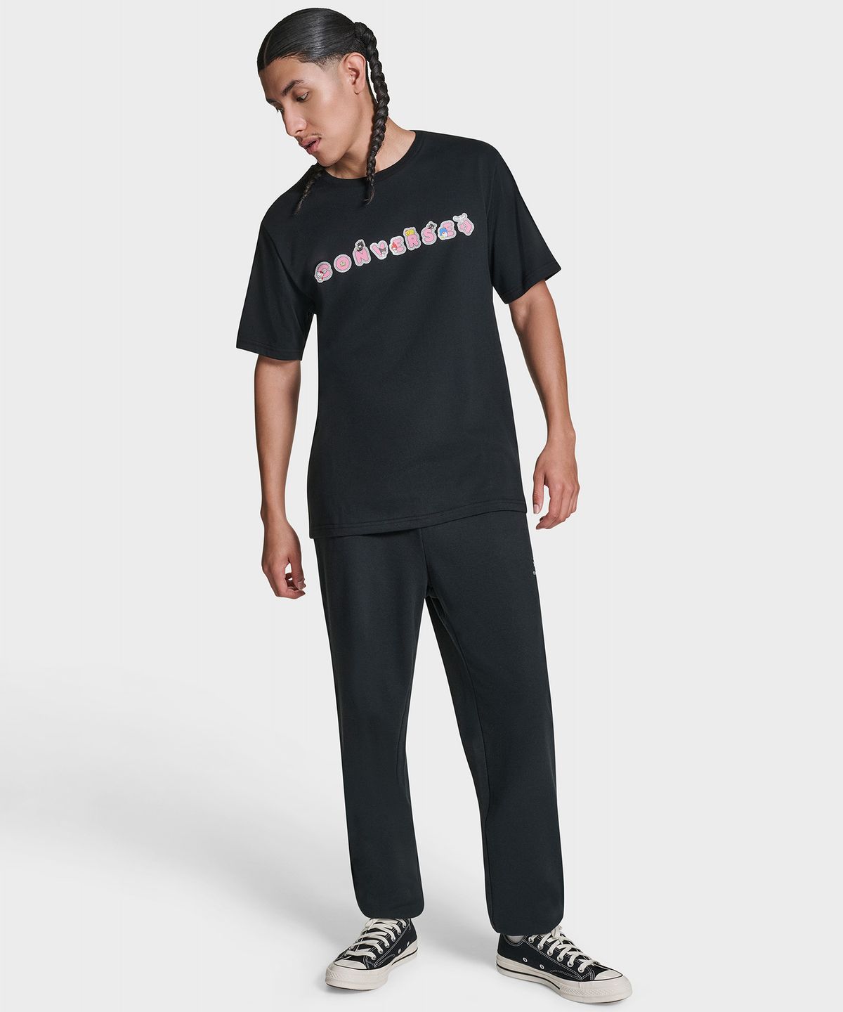 컨버스(CONVERSE) 컨버스 X 산리오캐릭터즈 스티커 티셔츠 블랙 CVM5T517-BLK
