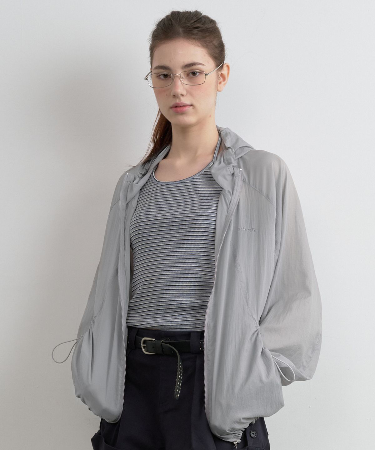 로라로라(ROLAROLA) HOODED WIND JACKET GRAY