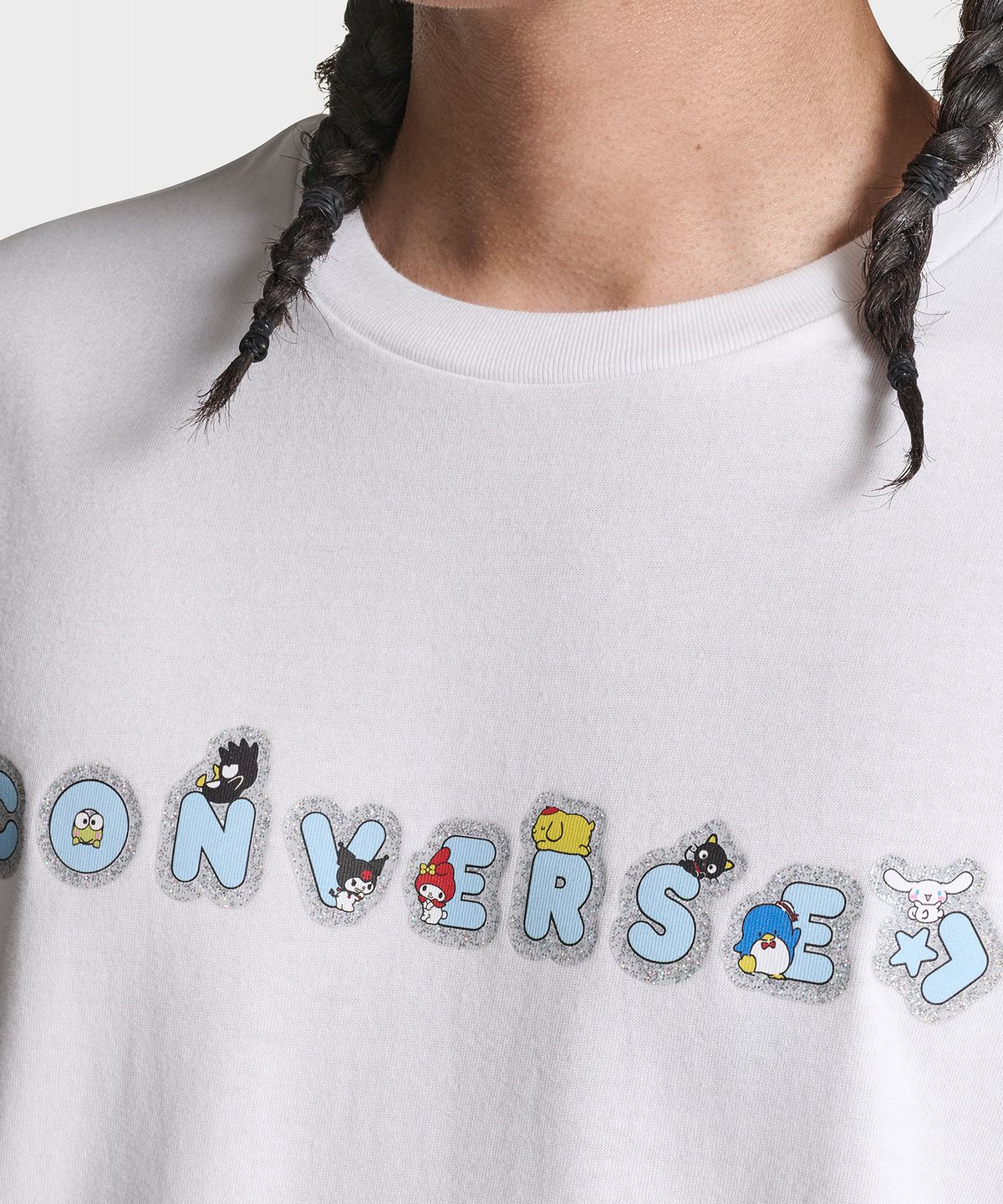 컨버스(CONVERSE) 컨버스 X 산리오캐릭터즈 스티커 티셔츠 화이트 10A CVM5T517-WHT