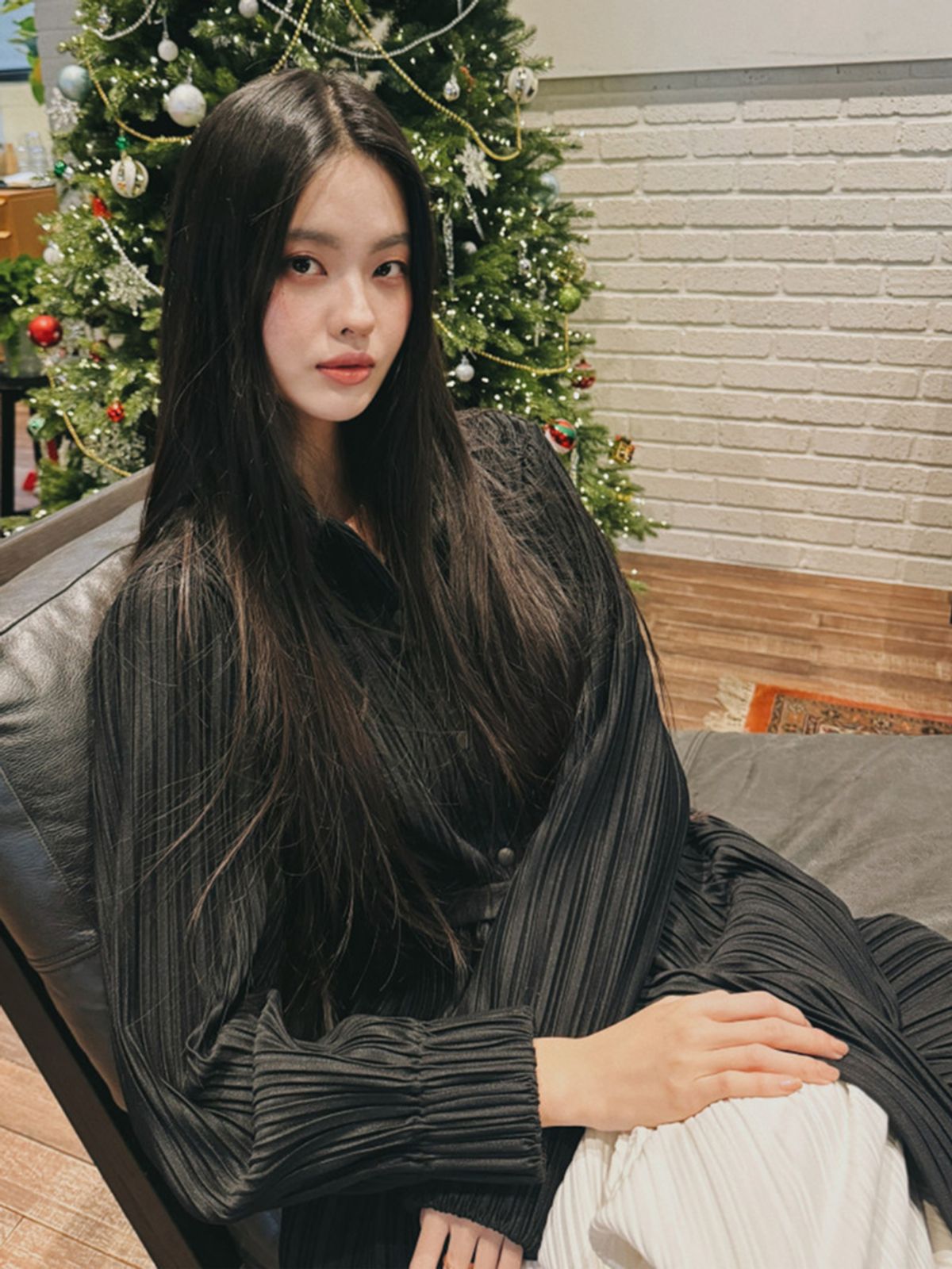 메르메르(MER MER) (2컬러) FW 플리츠 칼라 롱셔츠 드레스_블랙/아이보리