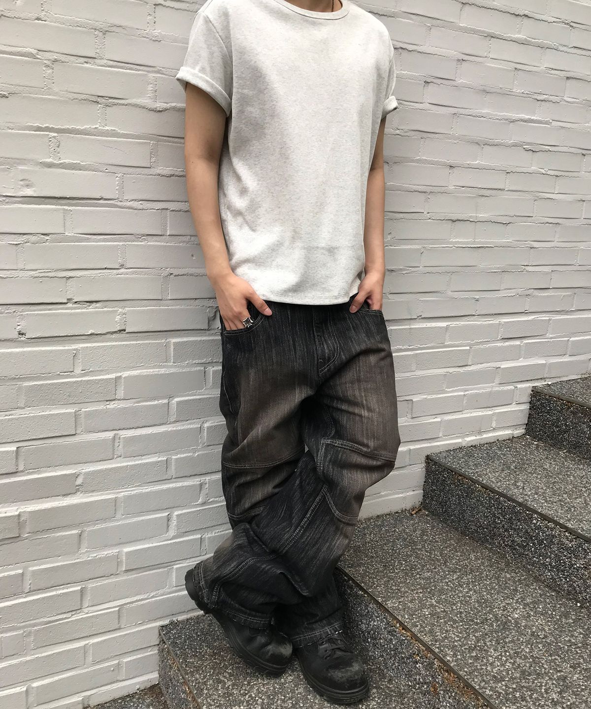기철(KICHUL) Slub Biker Straight Denim Pants (Black)